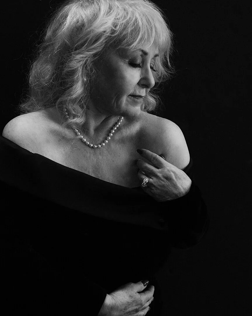 Boudoir Photography for Women Over 40: Why Now Is the Perfect Time