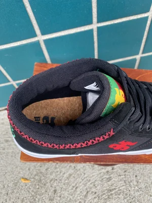 IPATH Footwear 