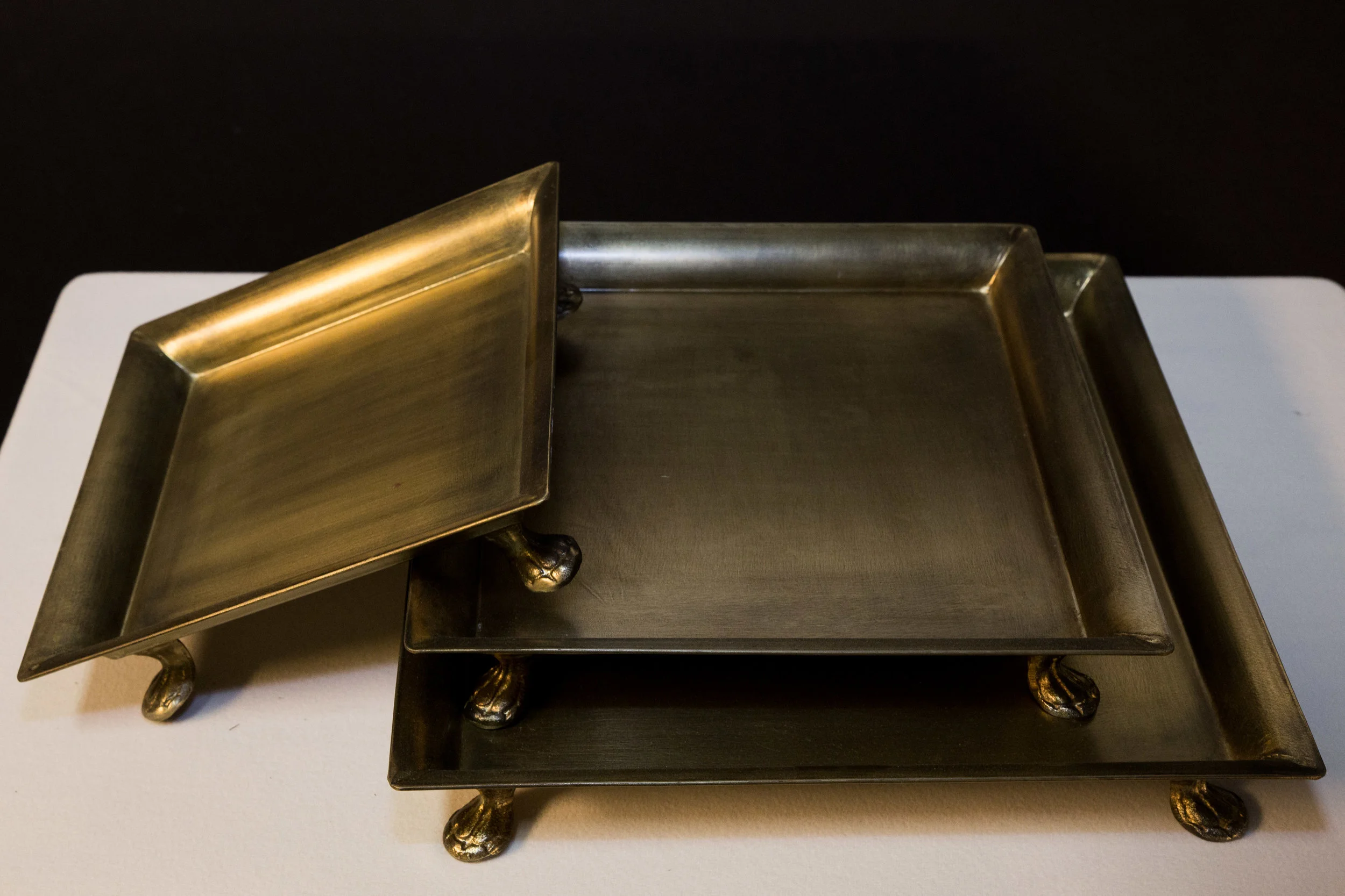 CDS-002: Dessert Serving Trays