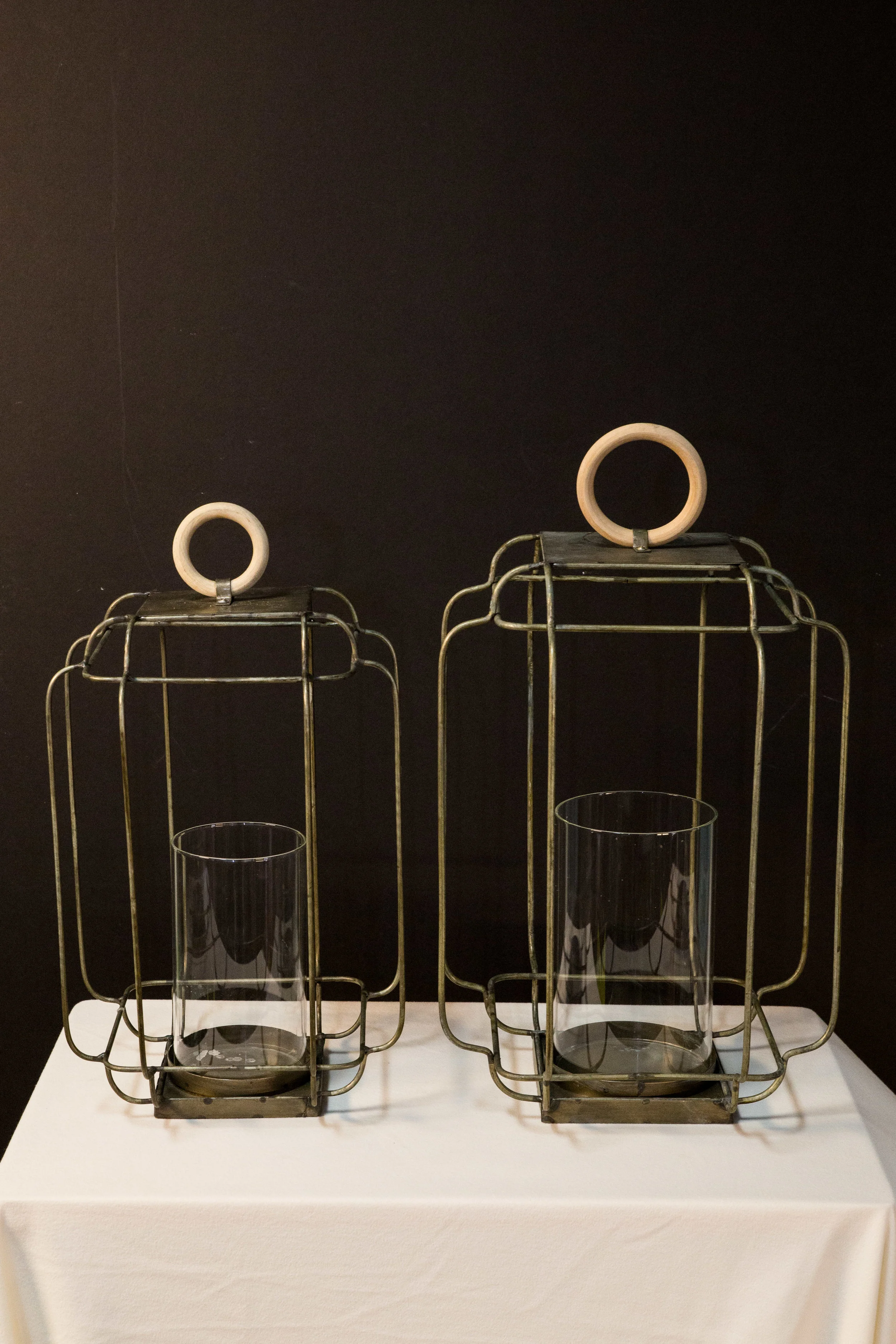 LNT-008: Wire Cage Lanterns