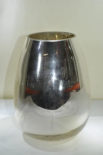 LOW-109: Silver Egg-Shaped Vase