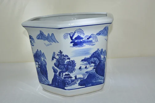 LOW-100: Blue Delft Ceramic Pot