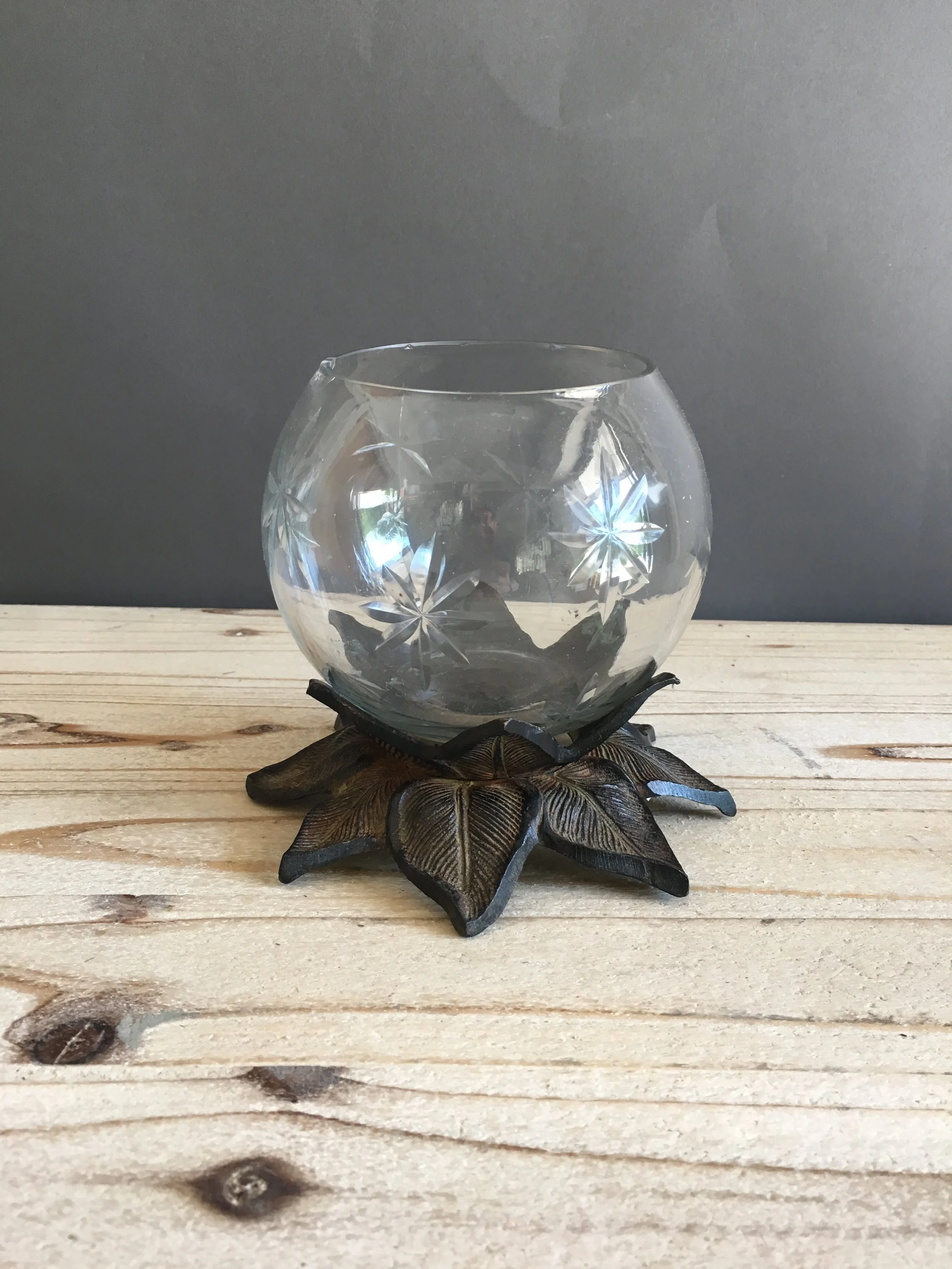 CHC-044: Cut Glass Bowl w Metal Leaf Stand