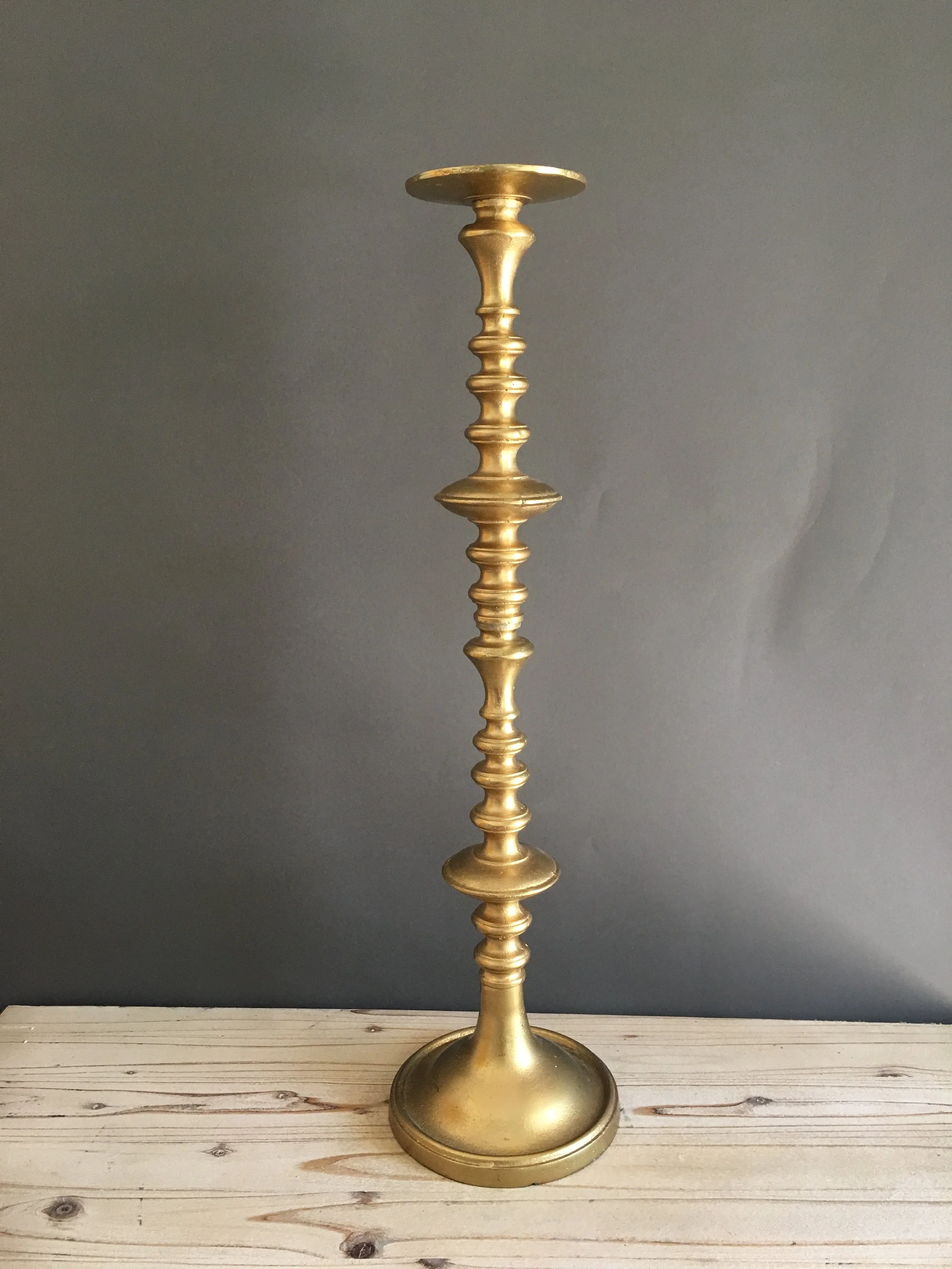 CHC-069: Tall Gold Pillar Holder