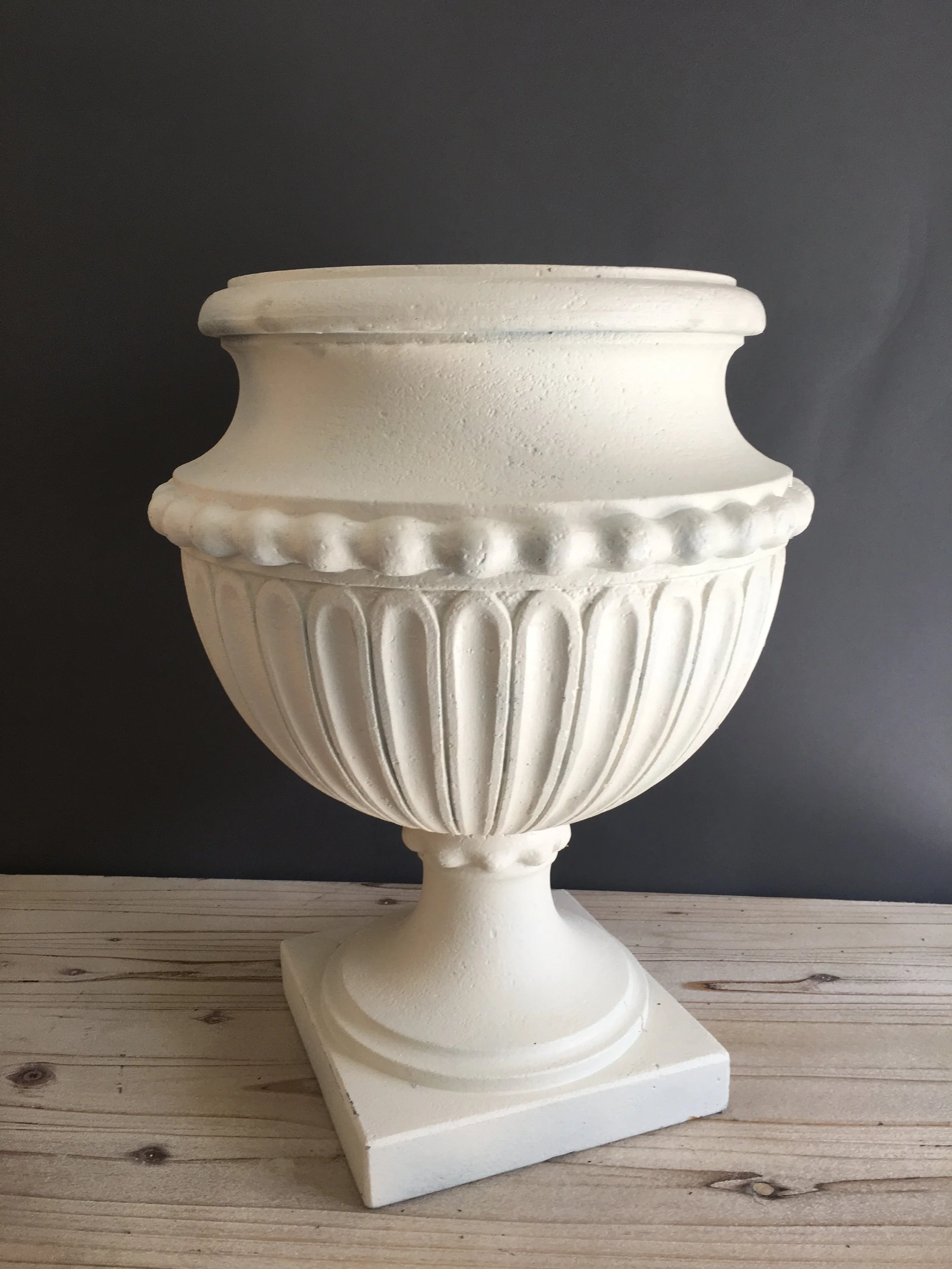 PLT-015: Ivory Grecian Urn
