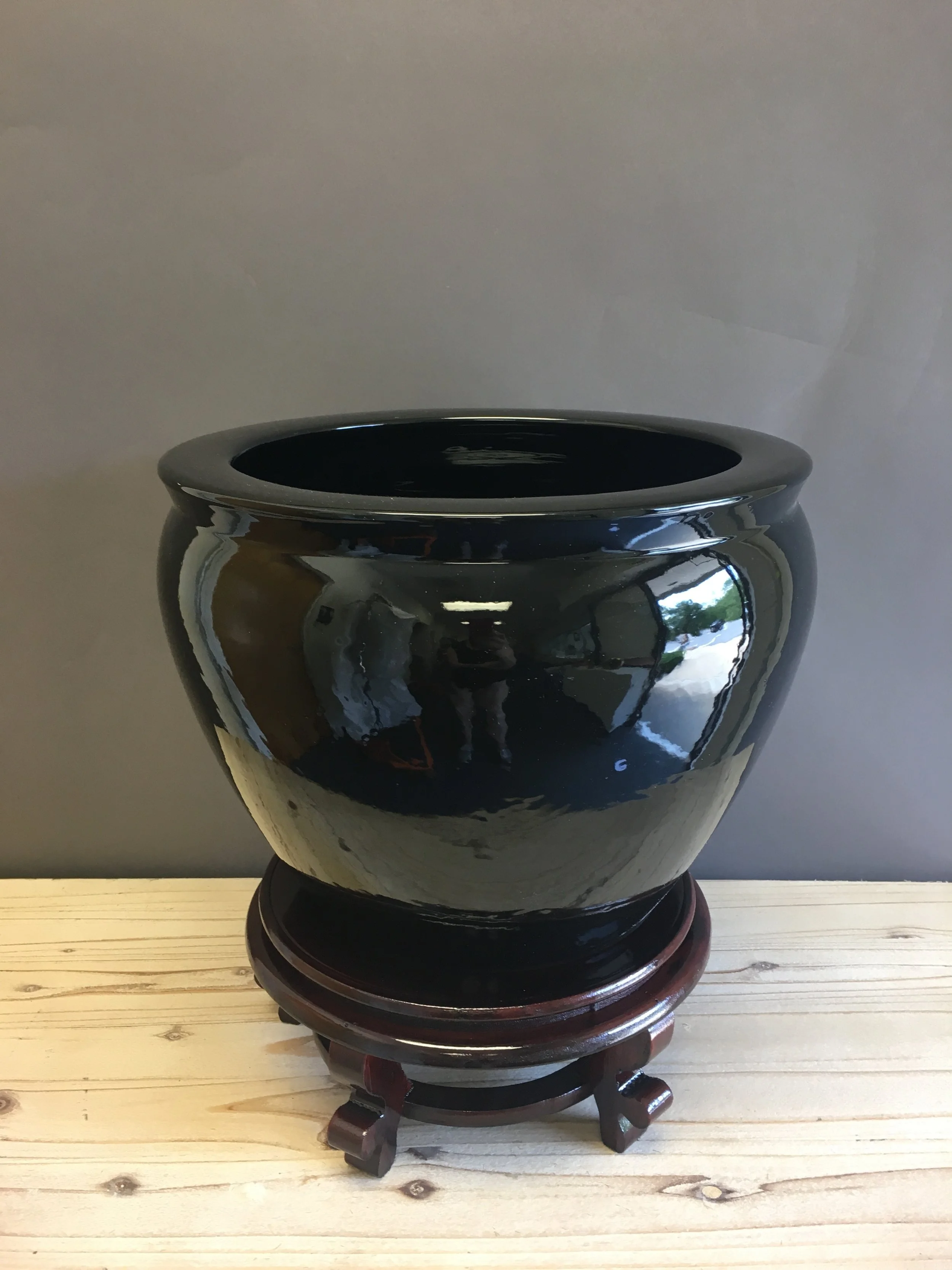 STP-071: Black Ceramic Planter with Cherry Stand