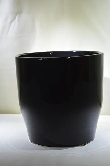 LOW-072: Glazed Black Containers