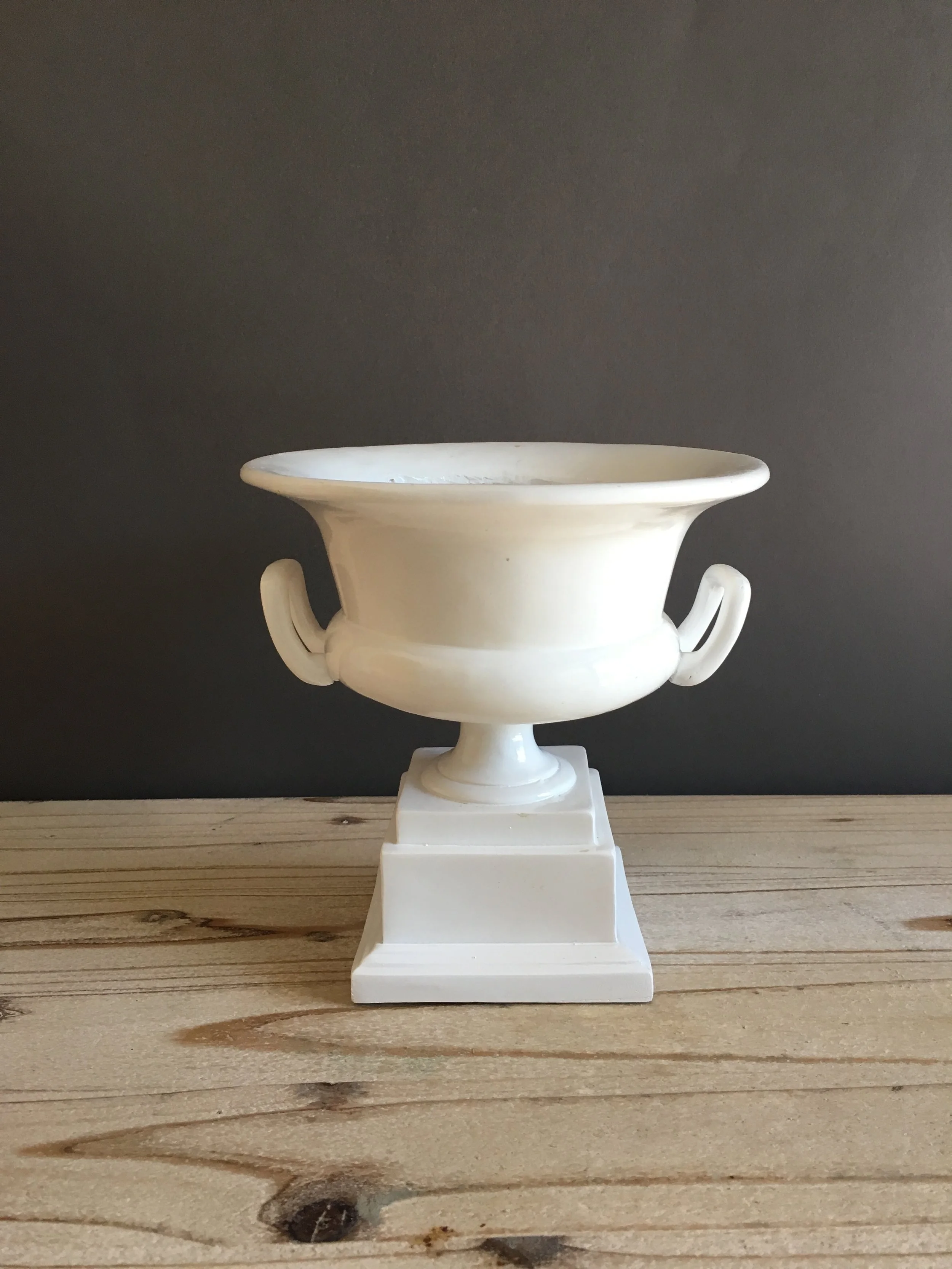 LOW-042: White Compote w Handles