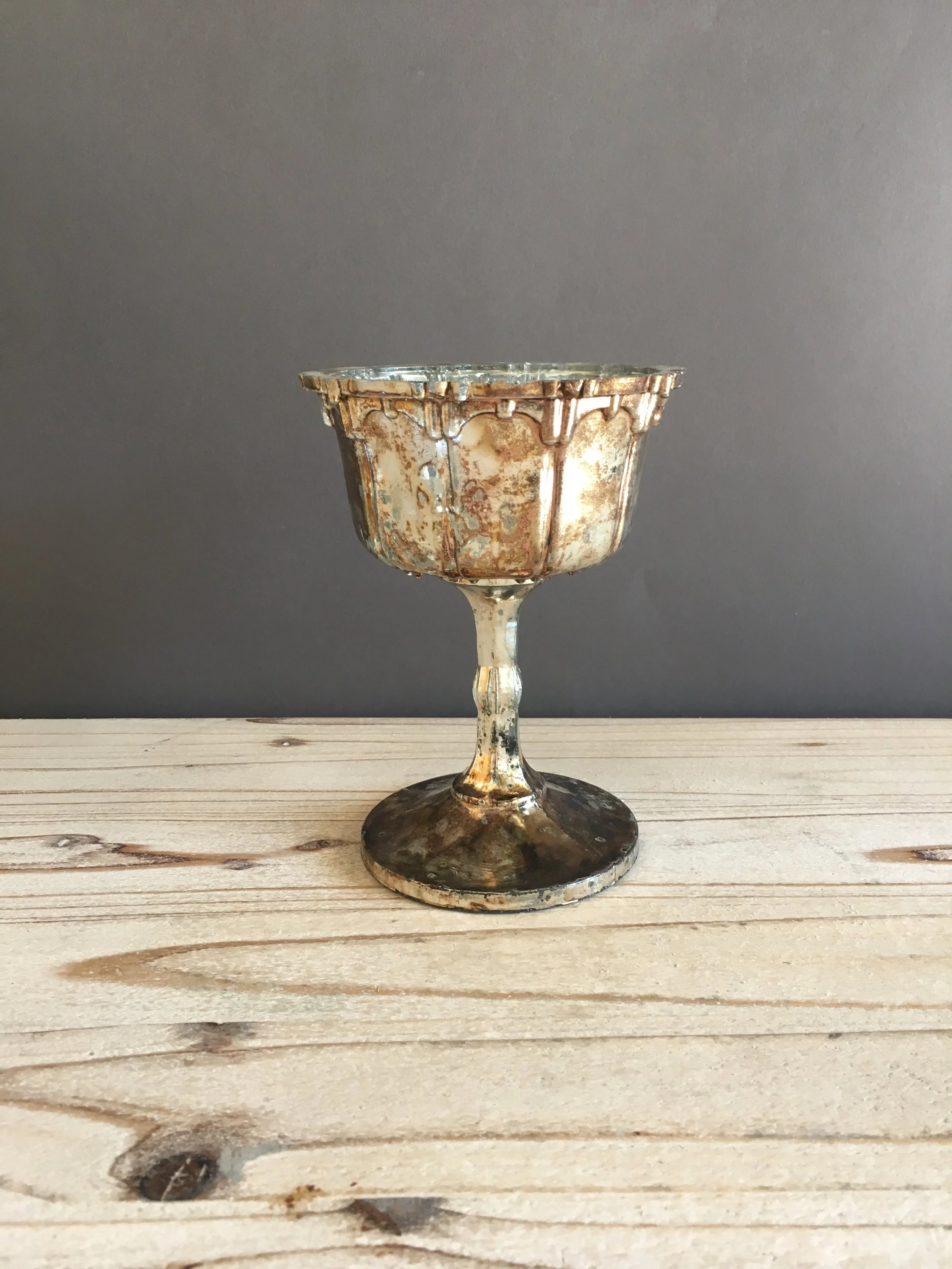 LOW-052: Rustic Long Stemmed Compote