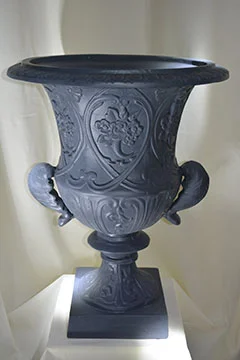 STP-055: Large Textured Urn