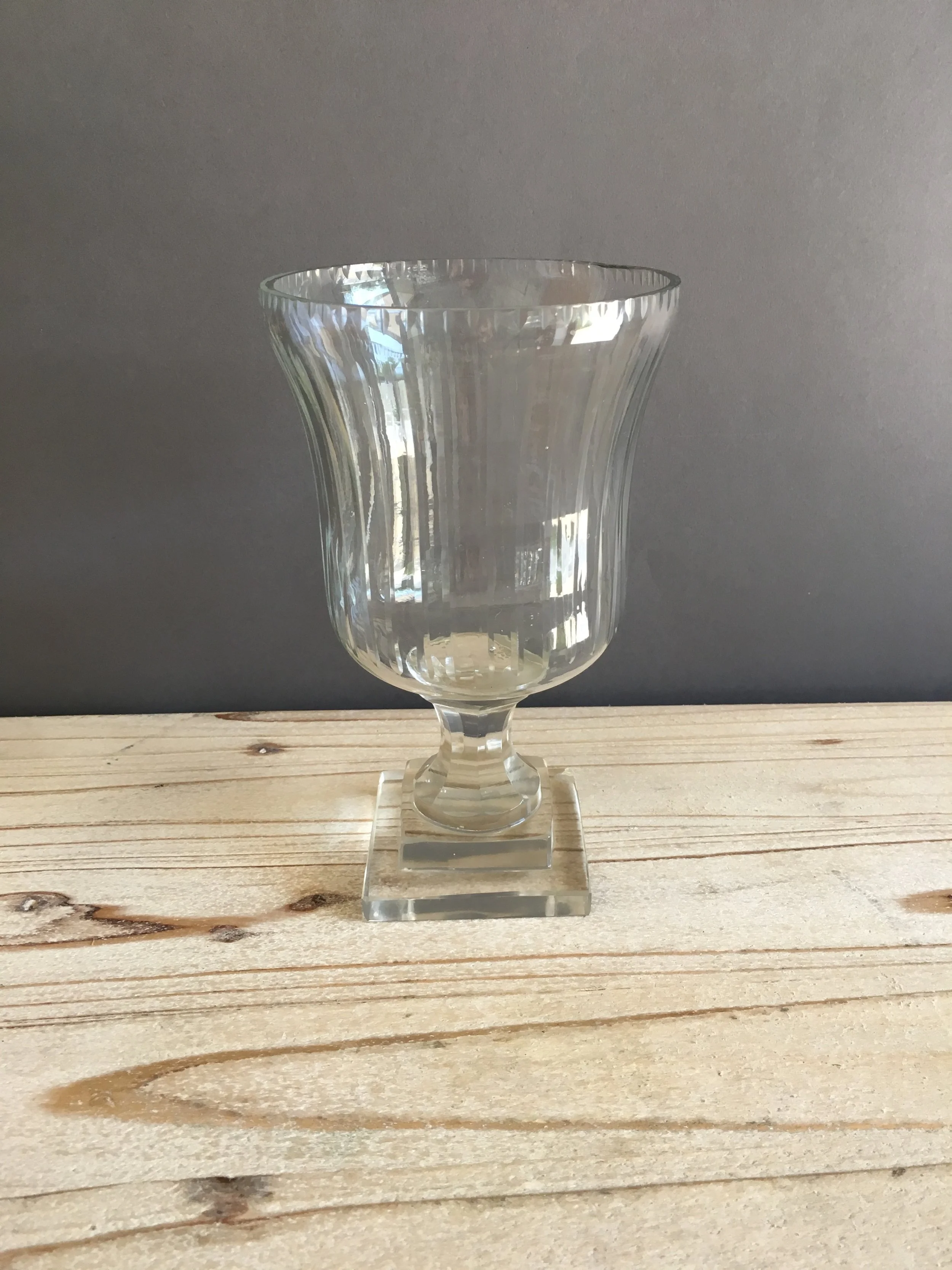 LOW-209: Ribbed & Footed Glass Vase