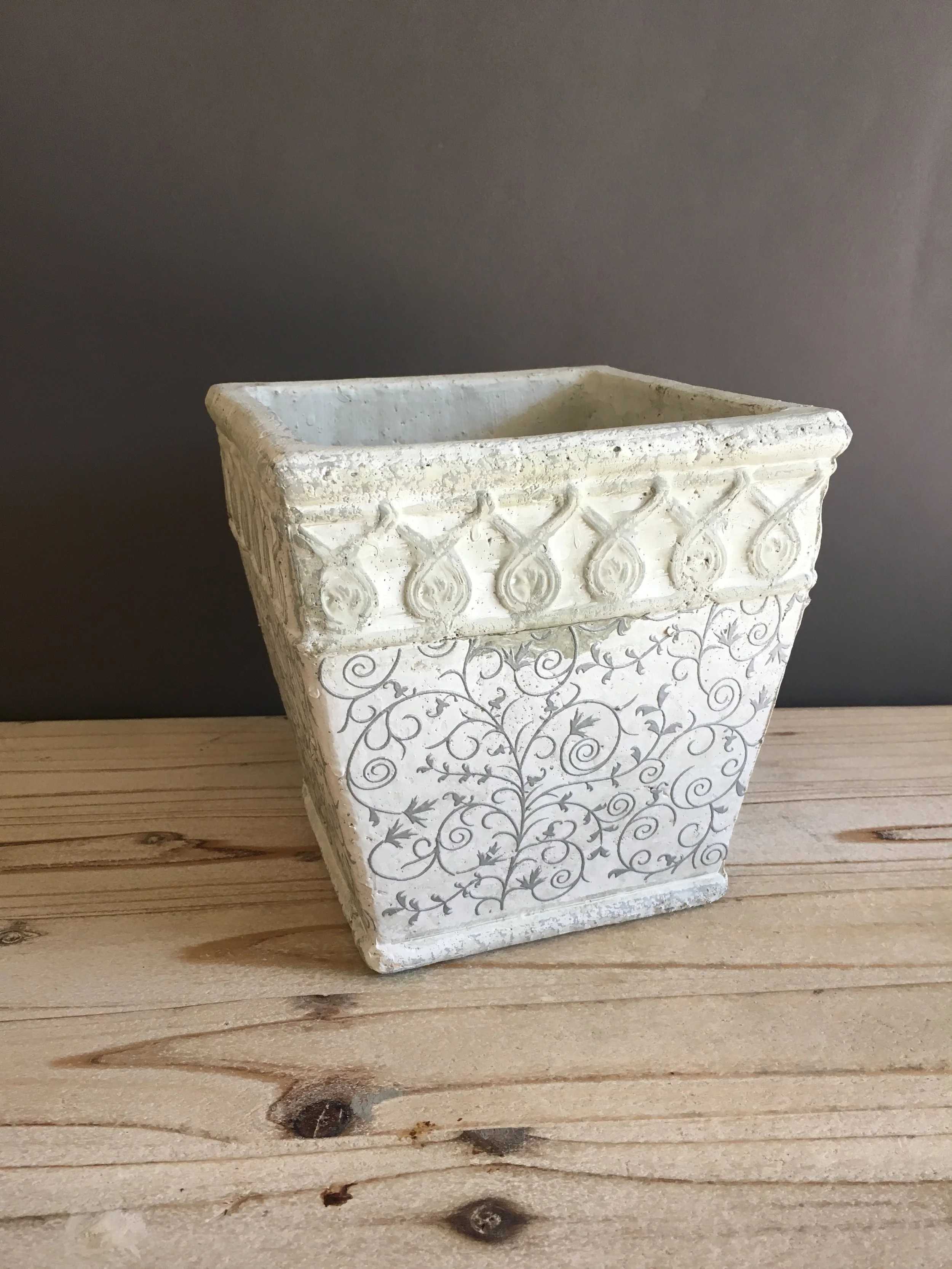 LOW-158: Stone Scroll Planter
