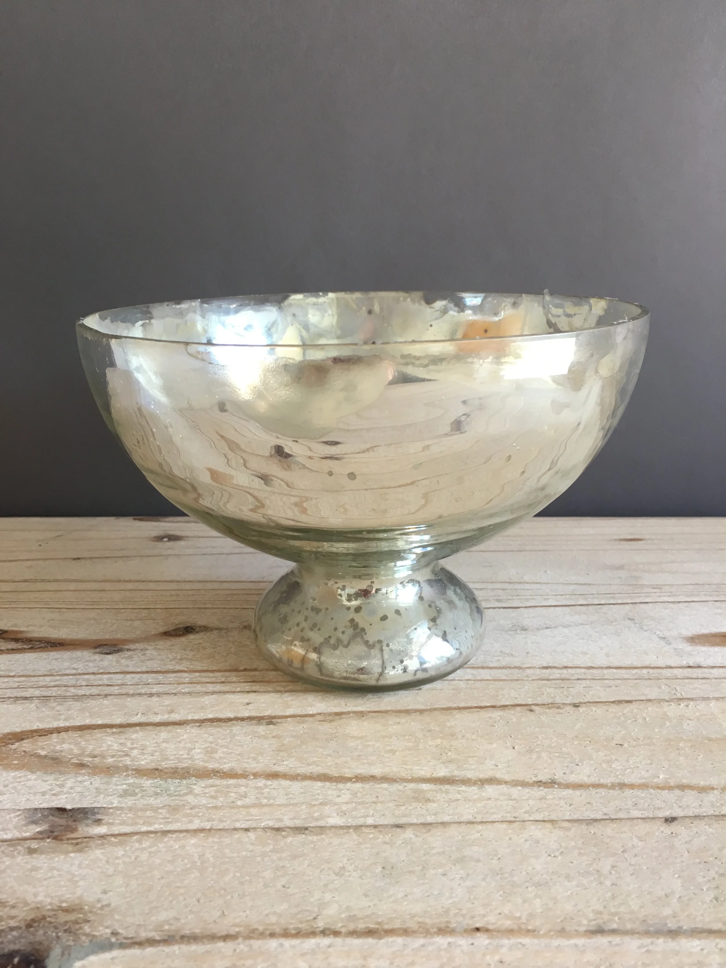 LOW-110: Silver Mercury Footed Bowl