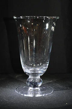 LOW-141: Fluted & Footed Vase