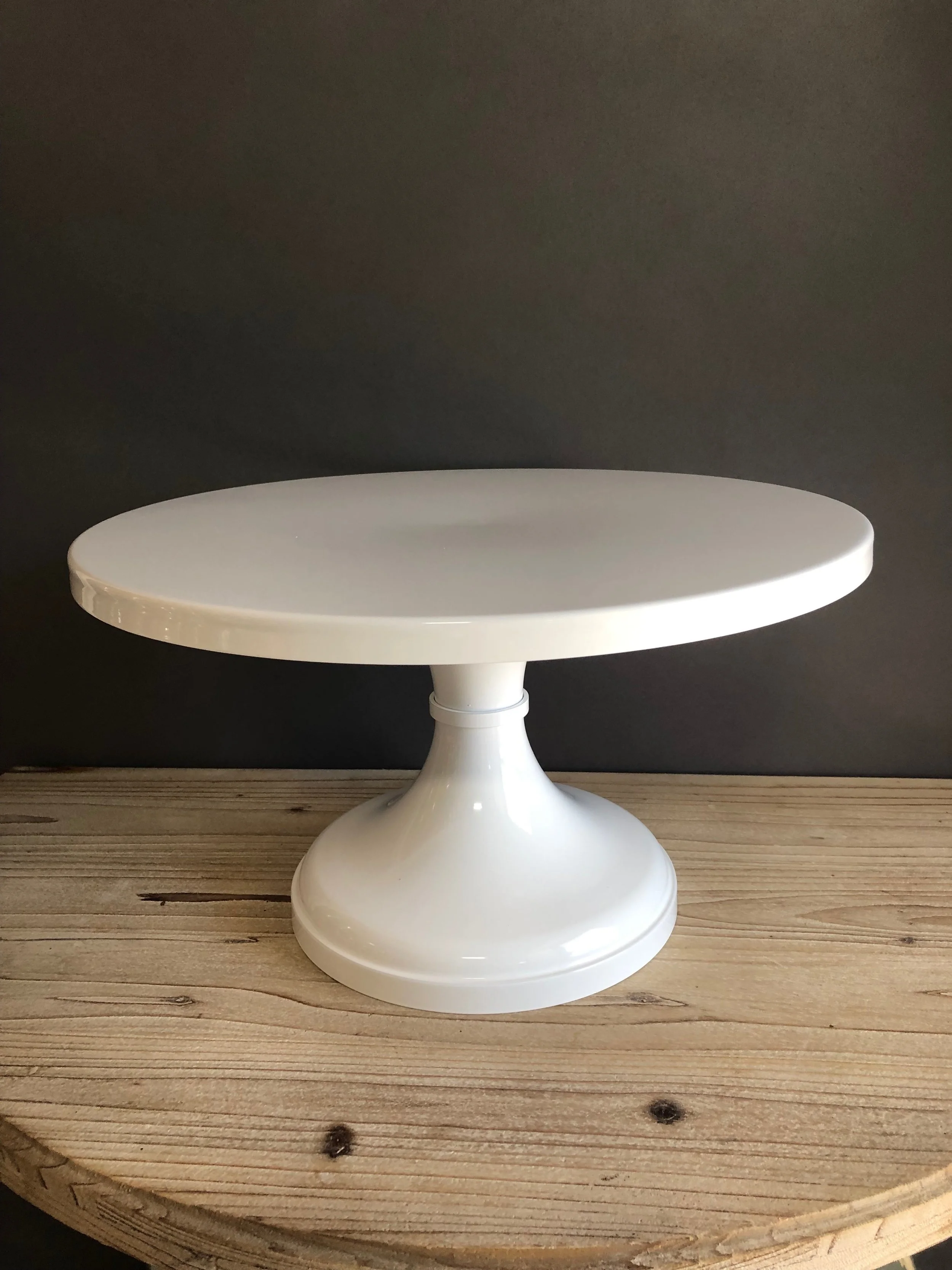 CDS-041: Classic White Cake Stand