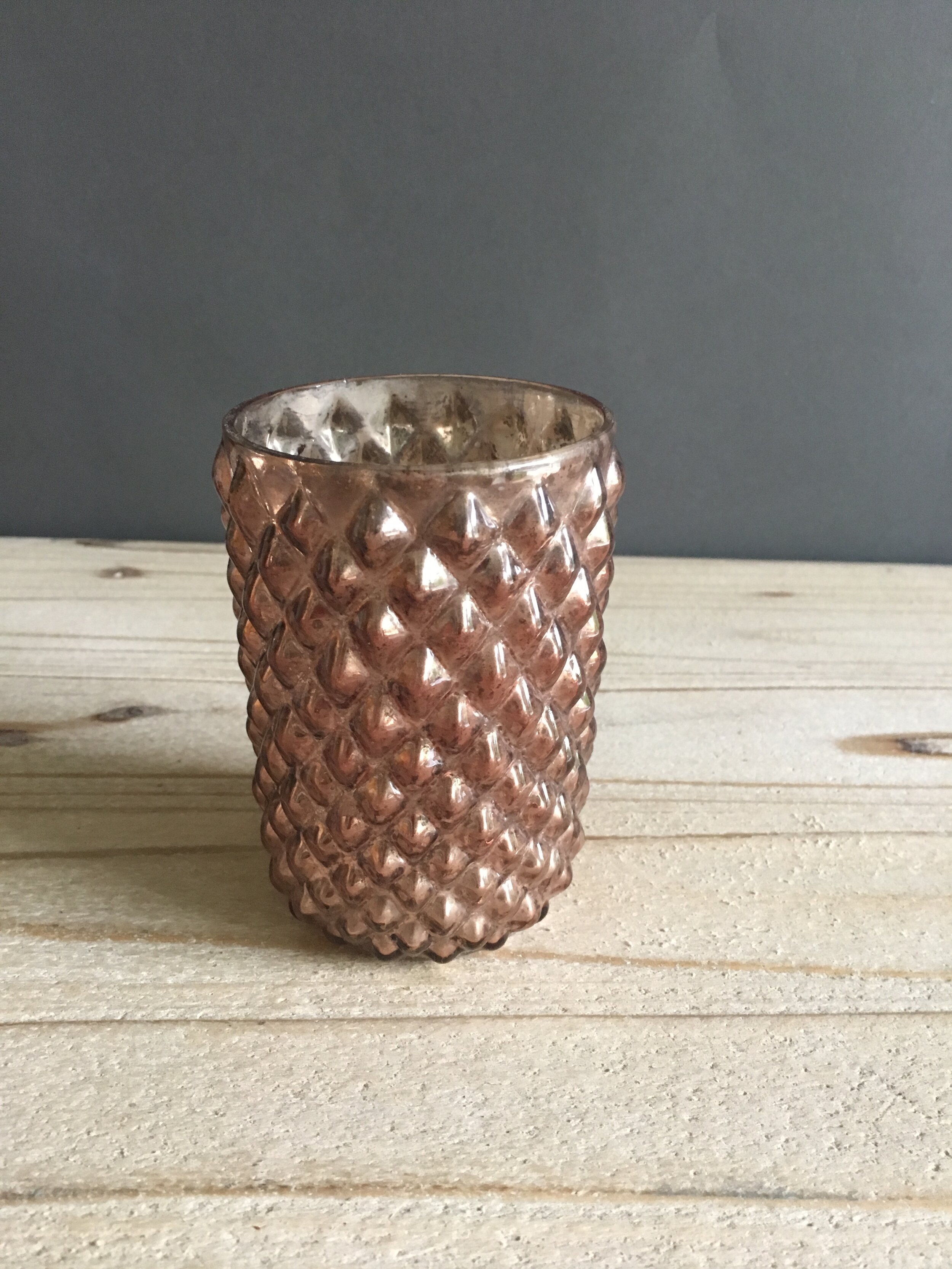 VOT-028: Pine Cone Votive