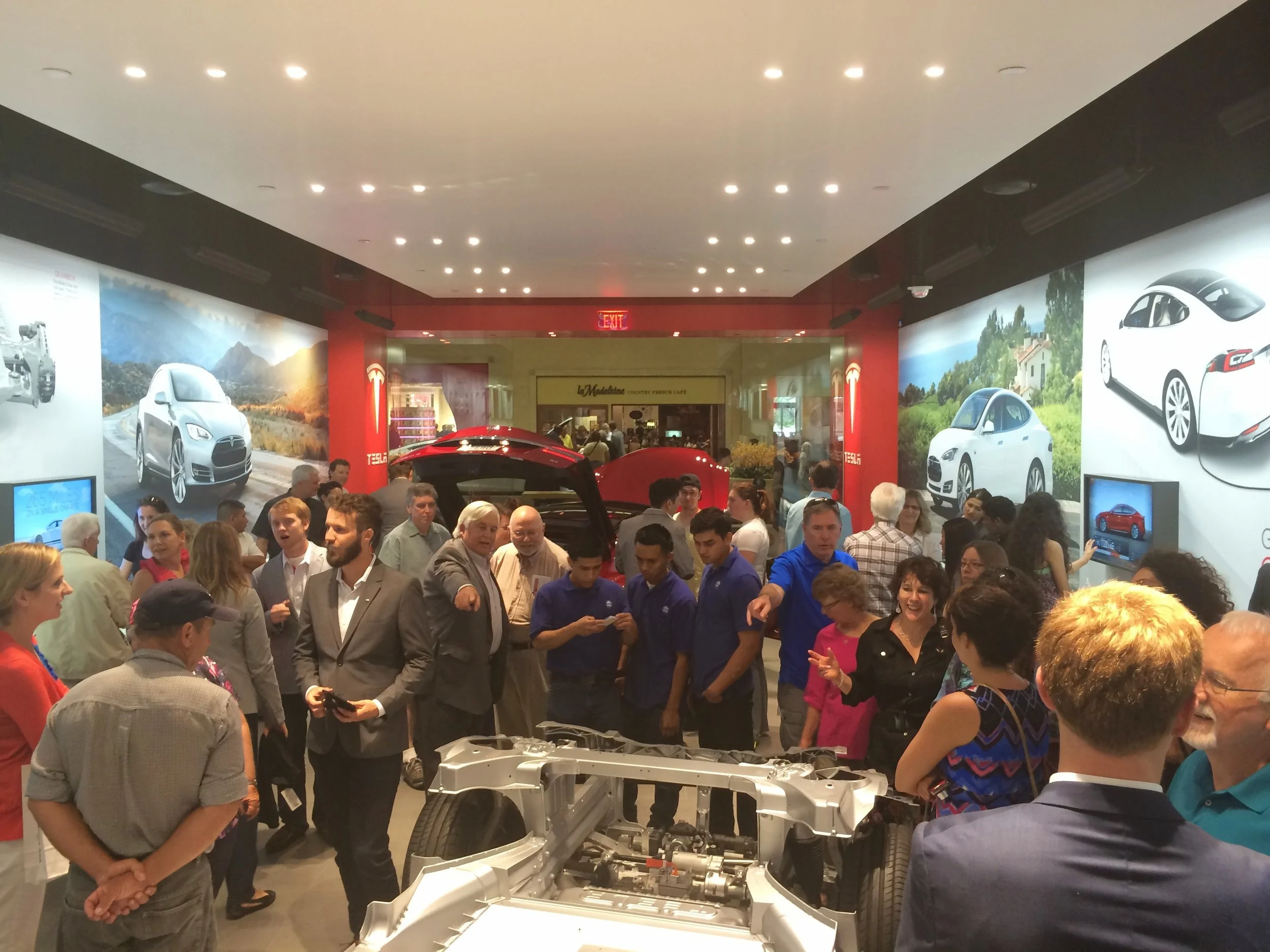Tesla Motors Gallery NorthPark Opening