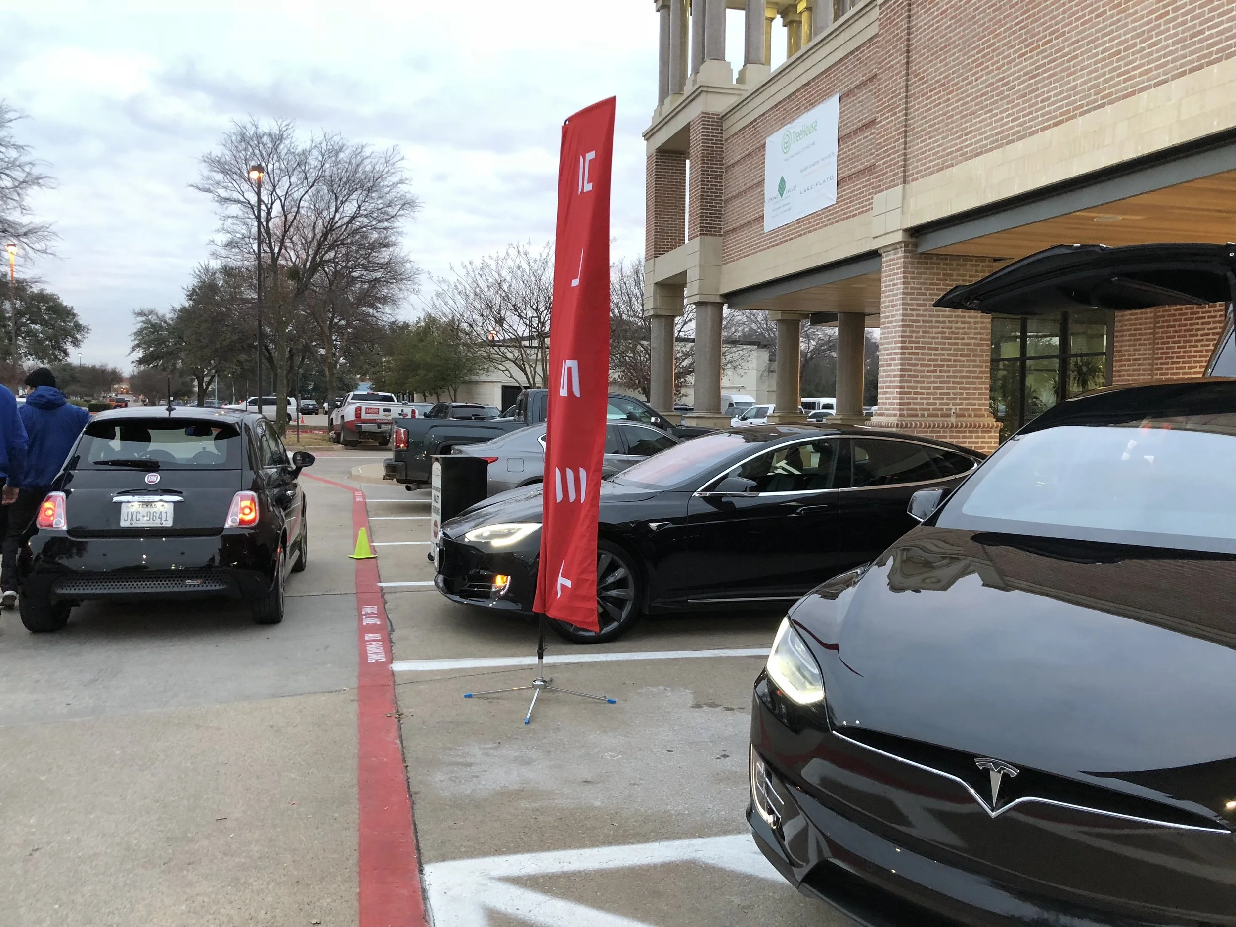 TREEHOUSE PLANO Grand Opening