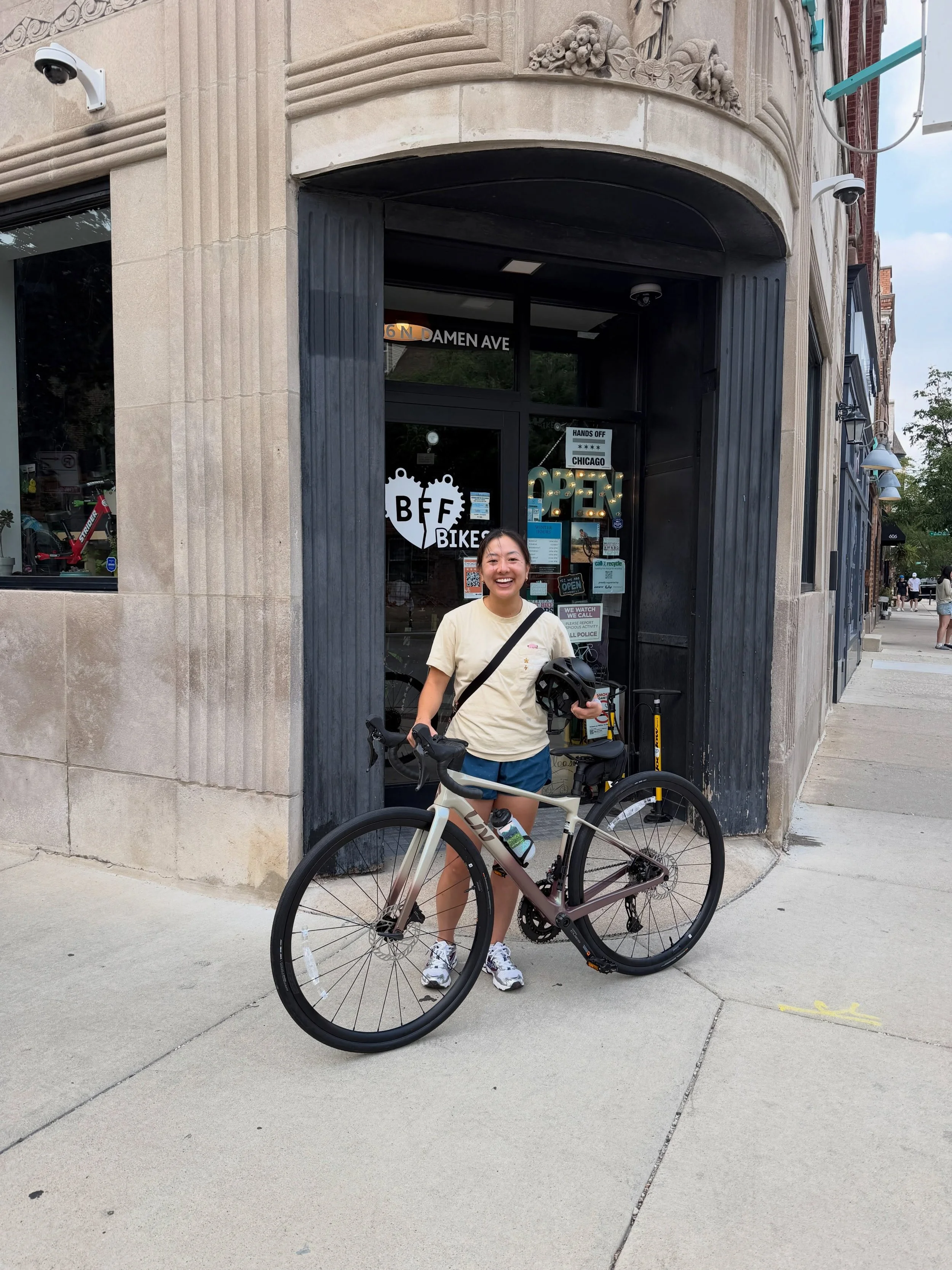 Congrats to Erin for snapping up this beautiful Avail Advanced 4.  This xxs for her small frame perfectly!!! Can&rsquo;t wait to see her on the bike course @supertri chicago!!! Looking forward to a small frame ? We got you!!! This allCarbon frame is 