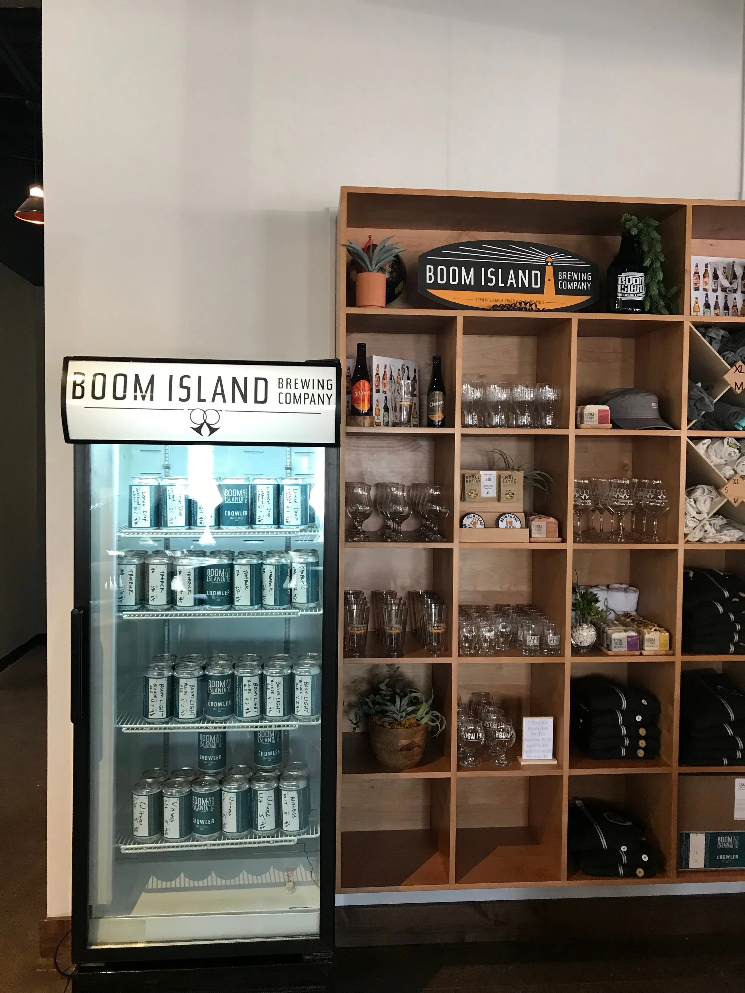 Boom-merch-display_finished.jpg
