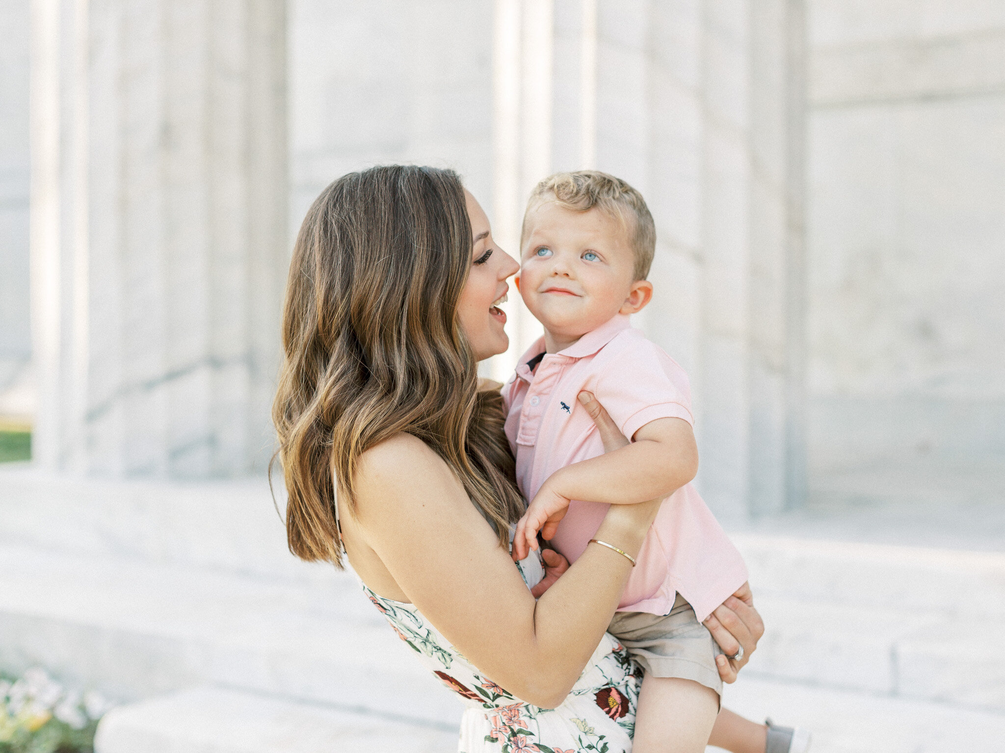  Light &amp; Airy Summer Family Photos | Family Session Wardrobe | West Michigan Family Photographer