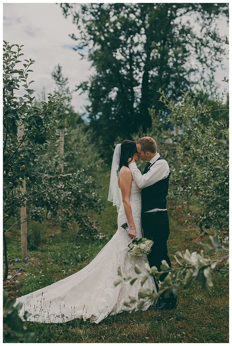 shelbys pond wedding