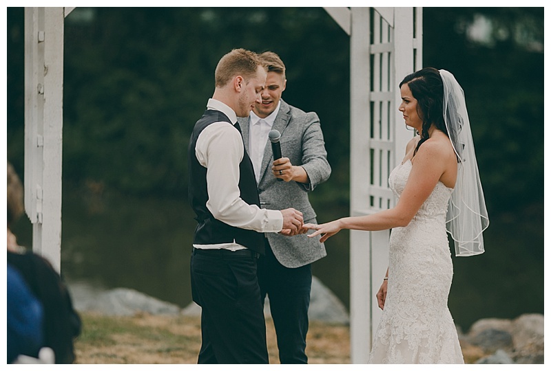 shelbys pond wedding