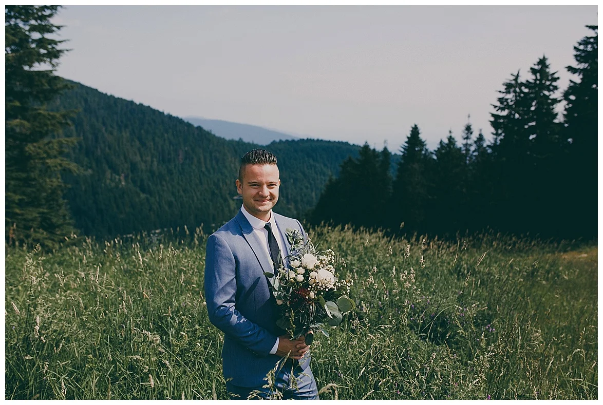 wedding photography at grouse mountain