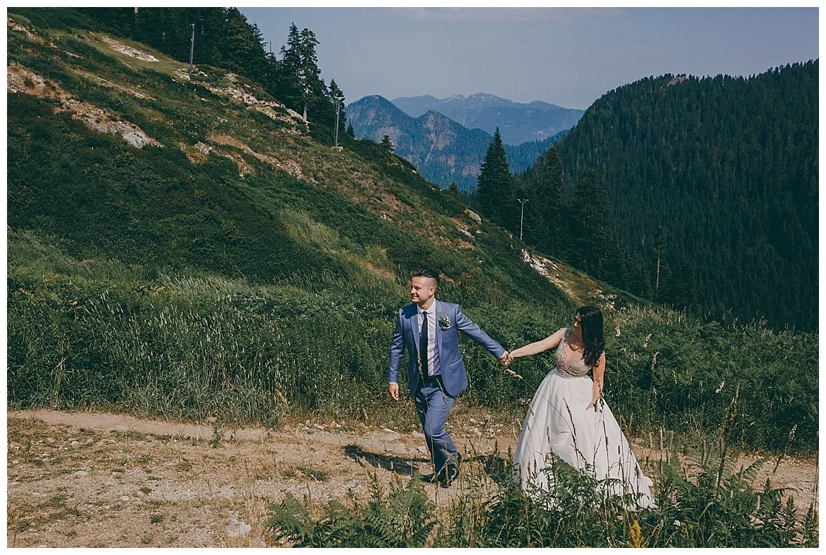 wedding photography at grouse mountain
