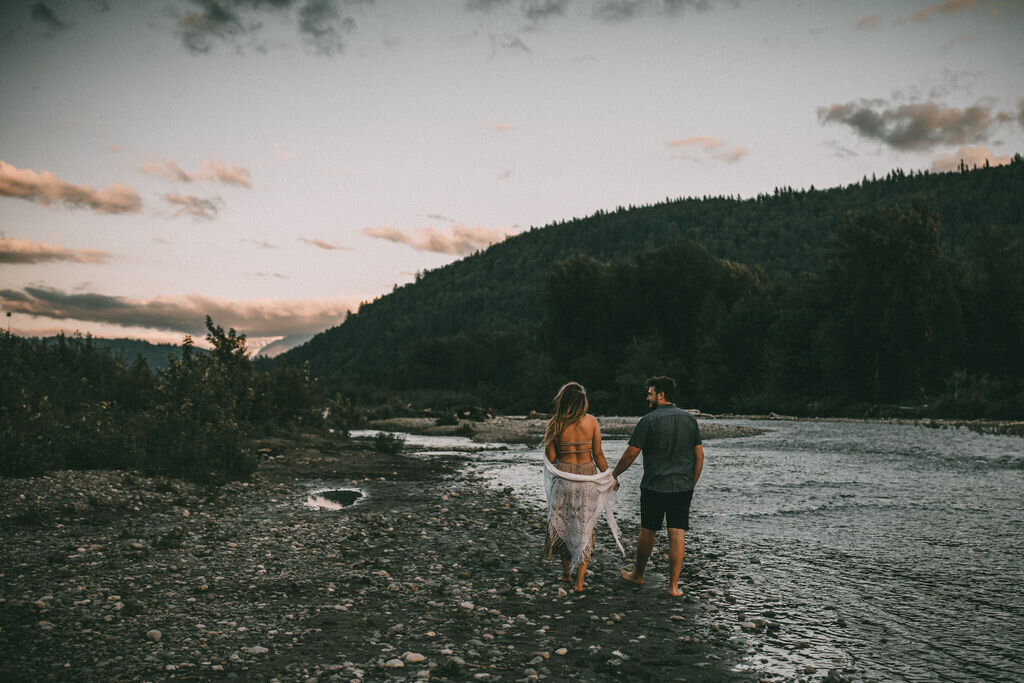 Vedder river engagement photos