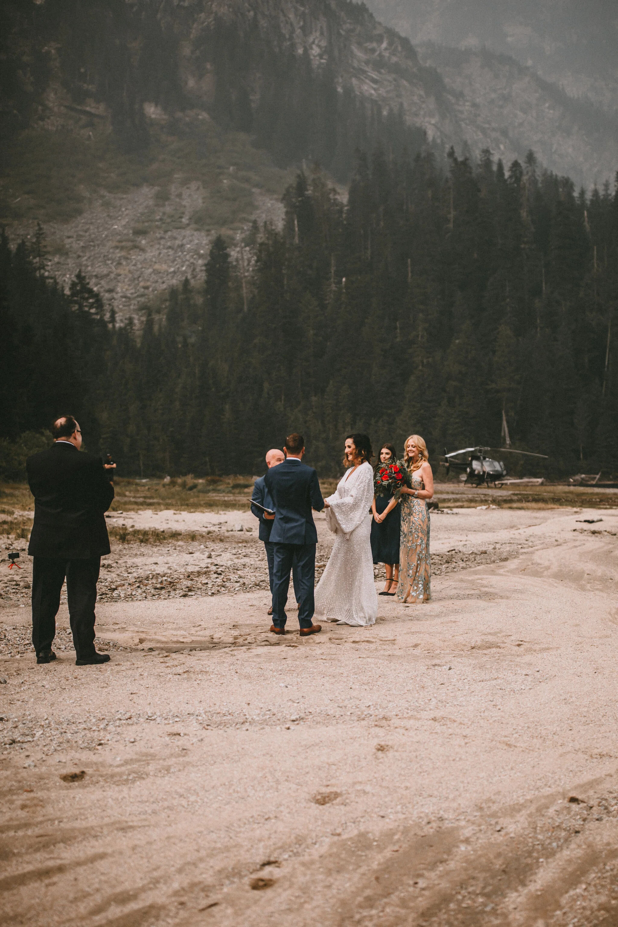 Vancouver elopement photographer