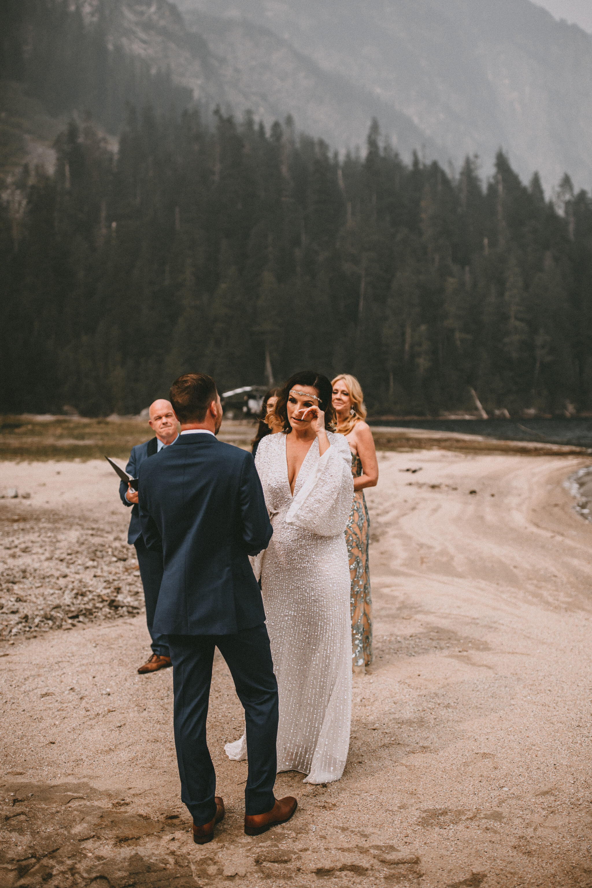 elopement photographer vancouver