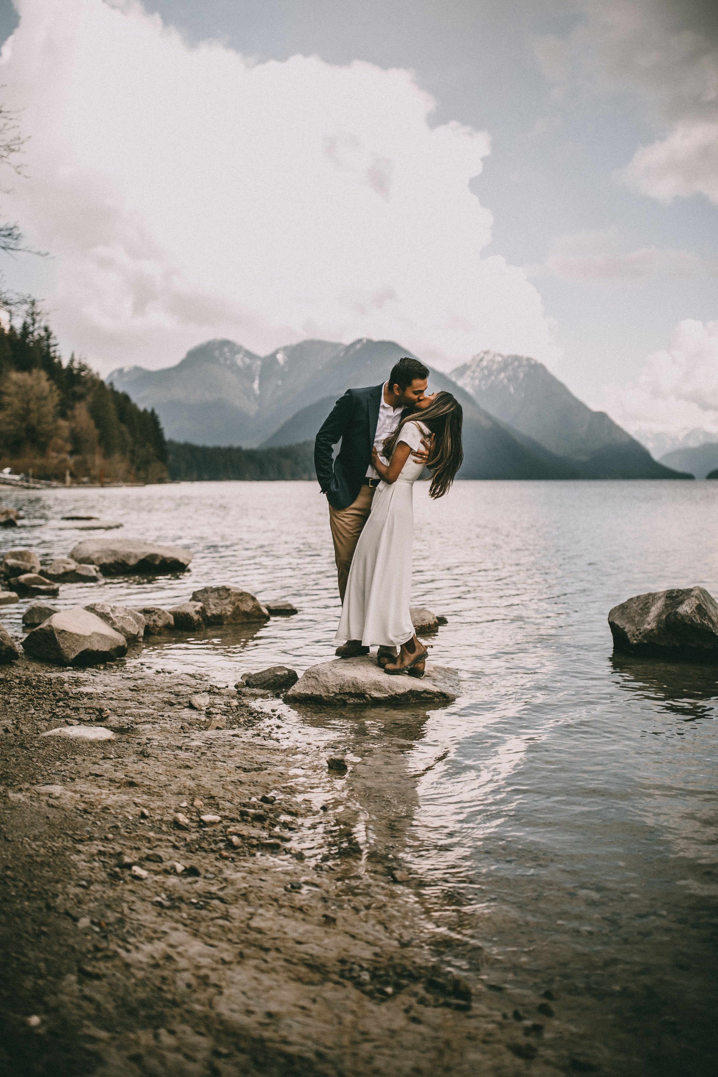 best elopement photographer in vancouver