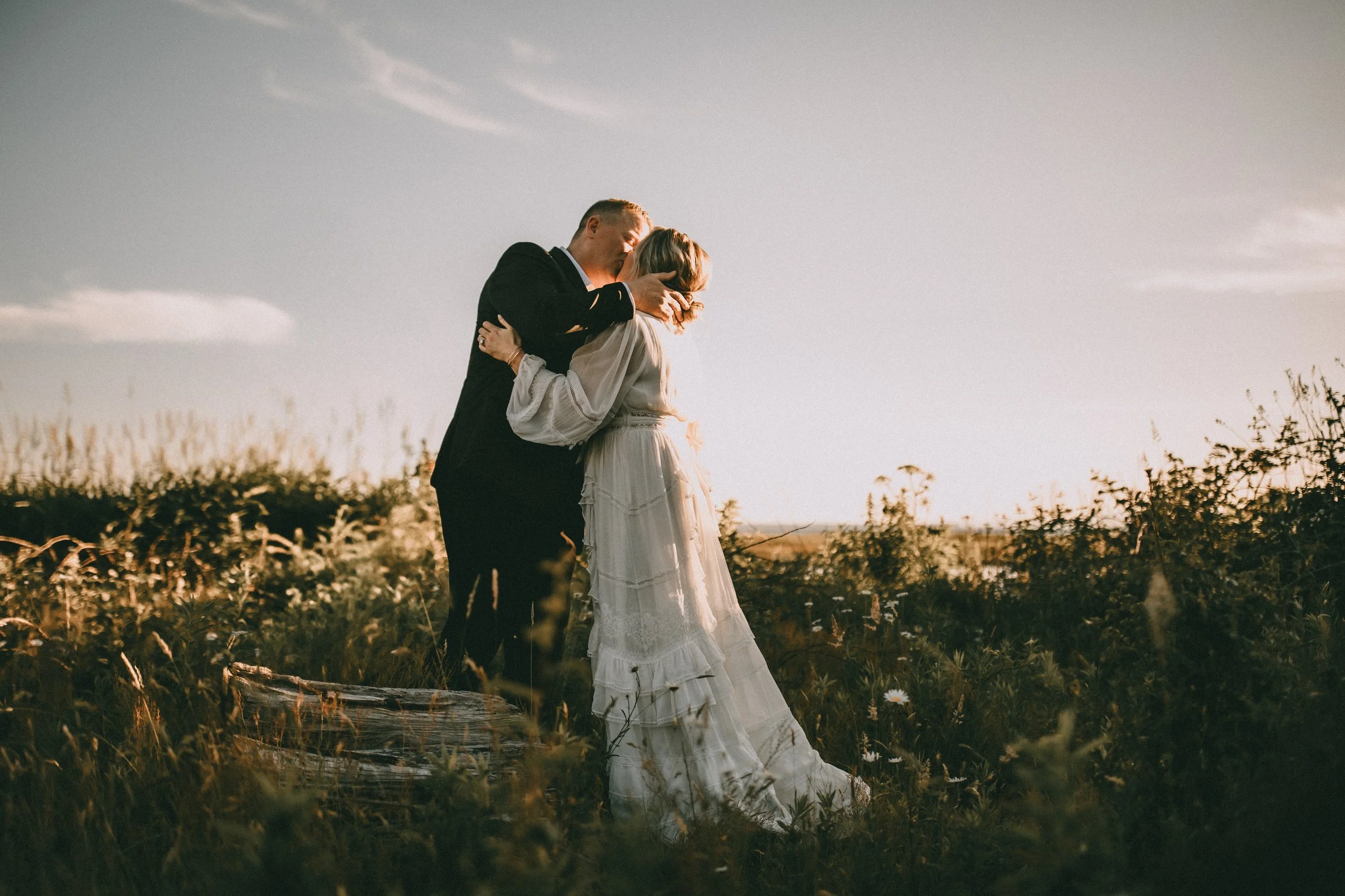 Elopement-Photographer-in-Vancouver21.jpg