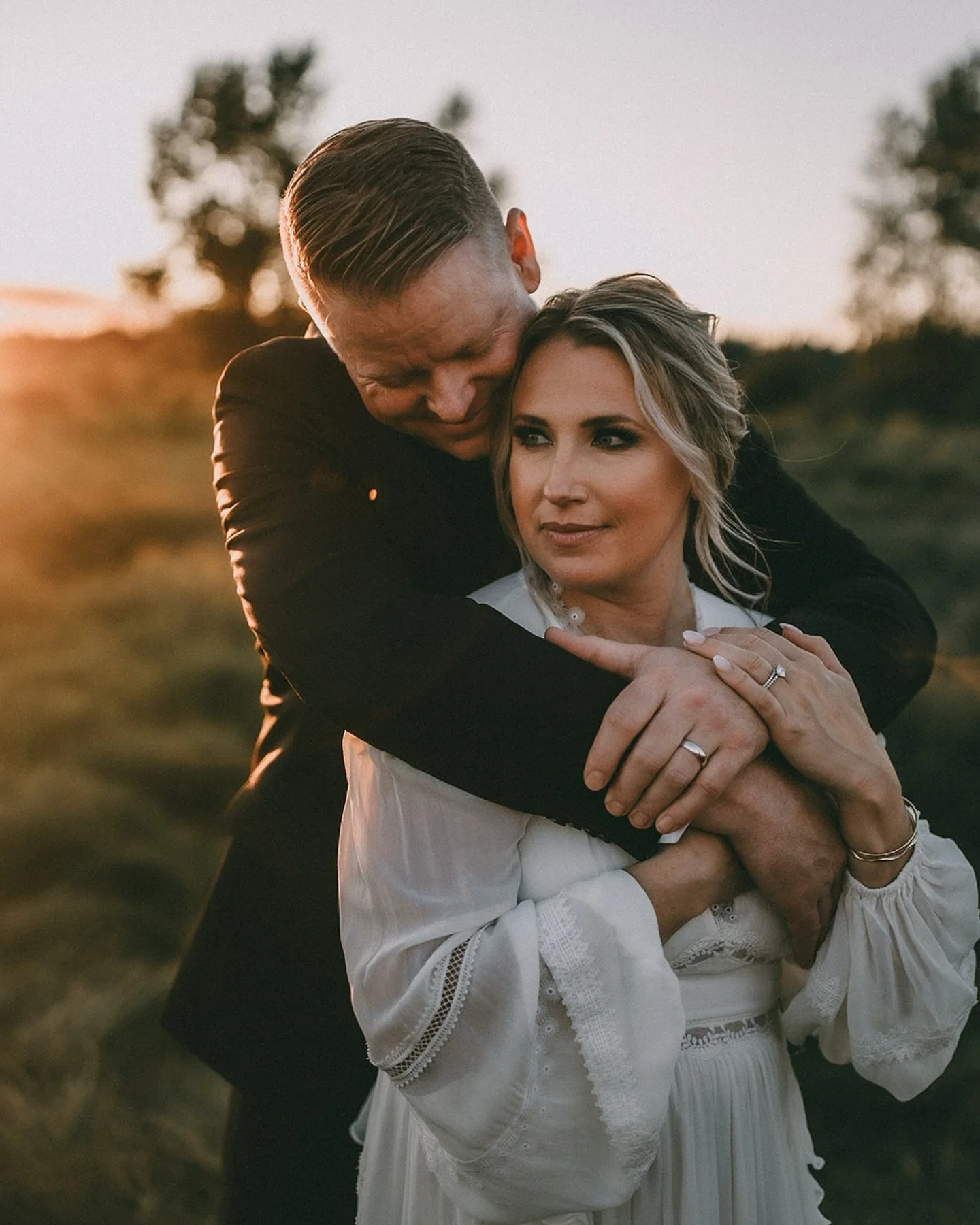 My heart is so full with wedding photography &amp; elopement bookings for next year, it has me dreaming of summer nights &amp; golden hour. ☀️ 

Want to get in the calendar? Inquire via the link in profile. 🫶🏻