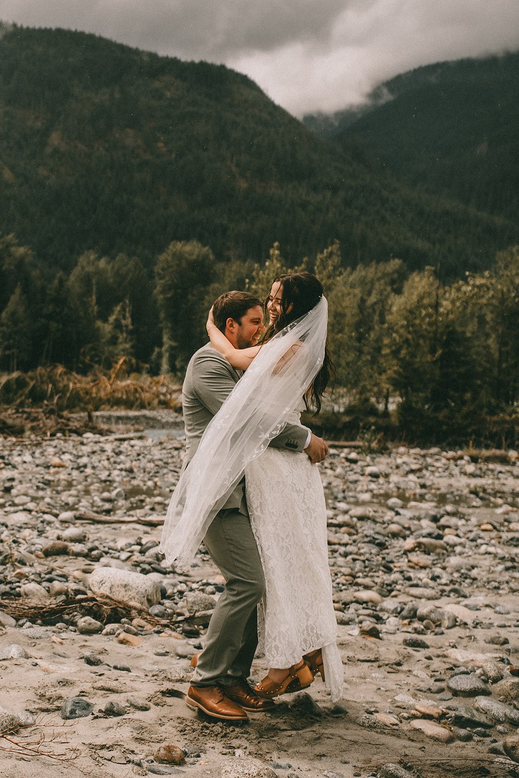 vancouver-helicopter-elopement7.jpg