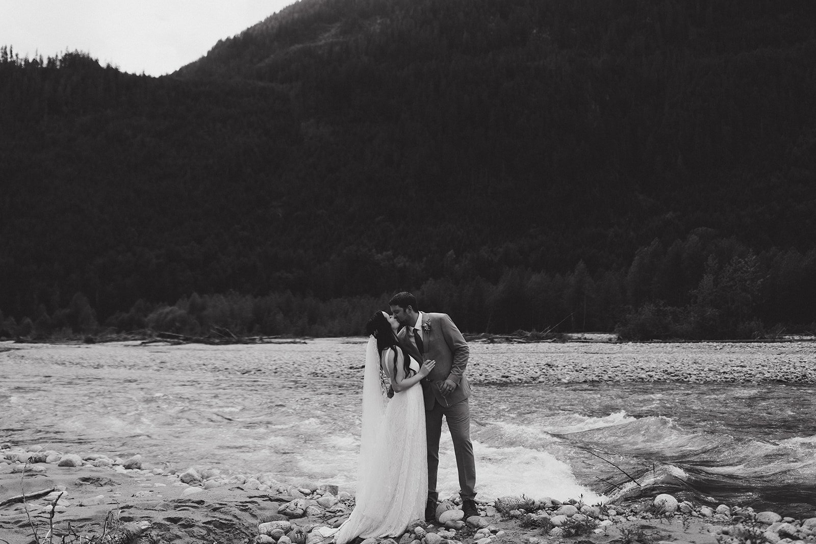 vancouver-helicopter-elopement8.jpg