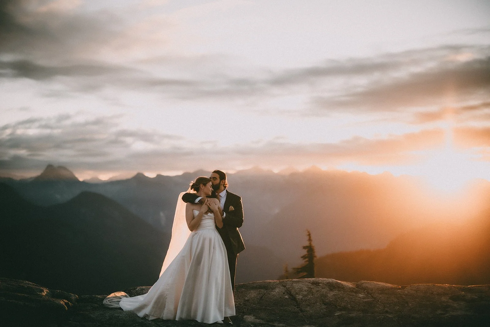 elopement-packages-vancouver-bc43.jpg