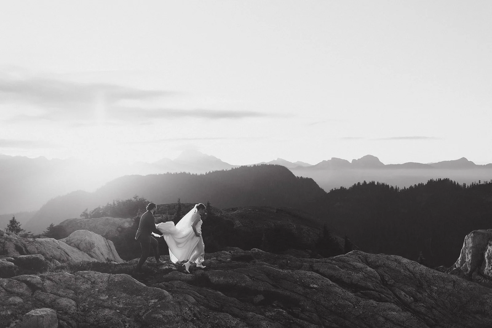 elopement-packages-vancouver-bc55.jpg