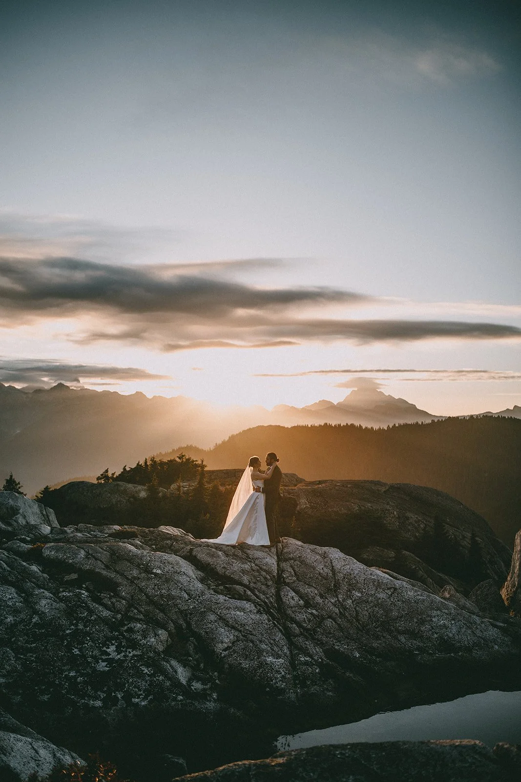 elopement-packages-vancouver-bc56.jpg