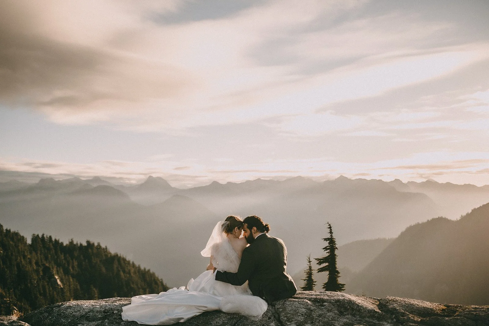 elopement-packages-vancouver-bc67.jpg