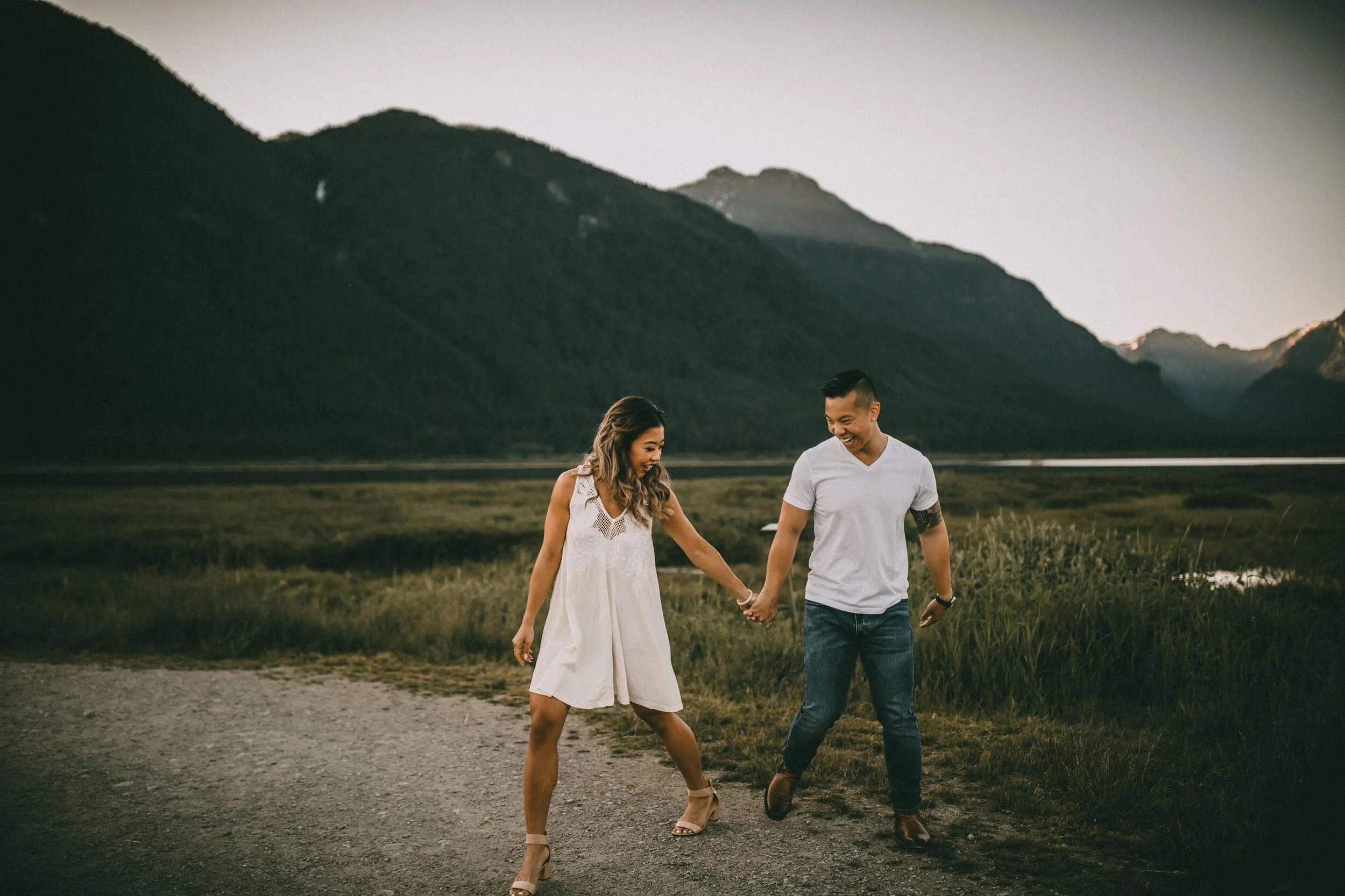 pitt-lake-engagement-photos8_compressed.jpg