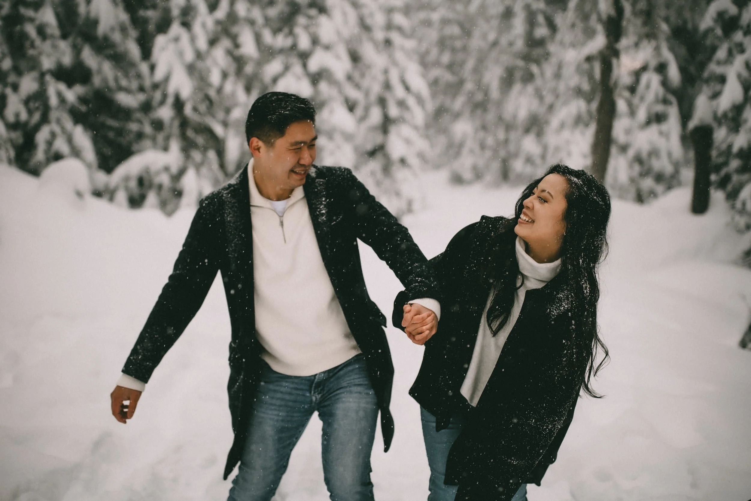 grouse-mountain-engagement-photos7.jpg