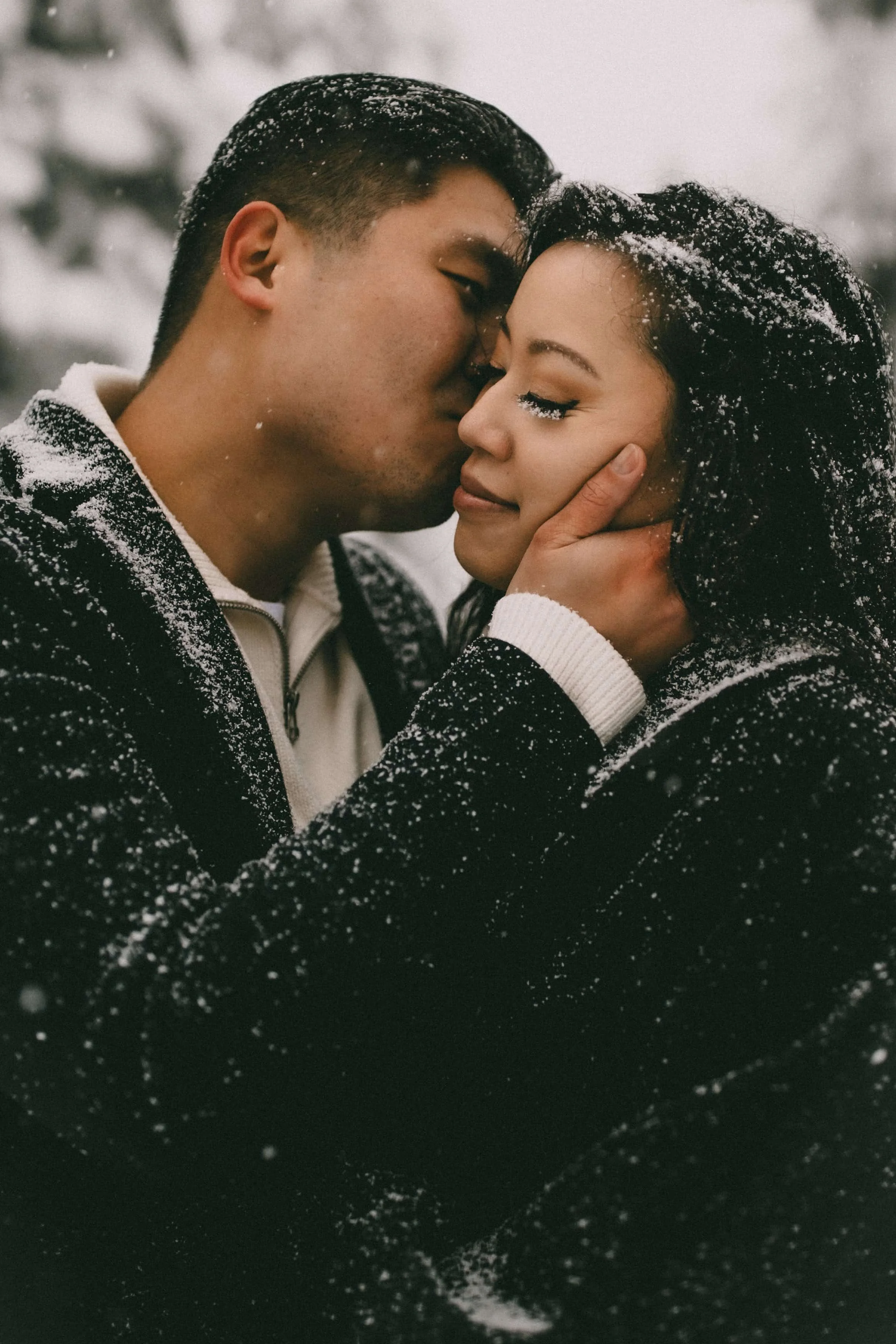 grouse-mountain-engagement-photos10.jpg