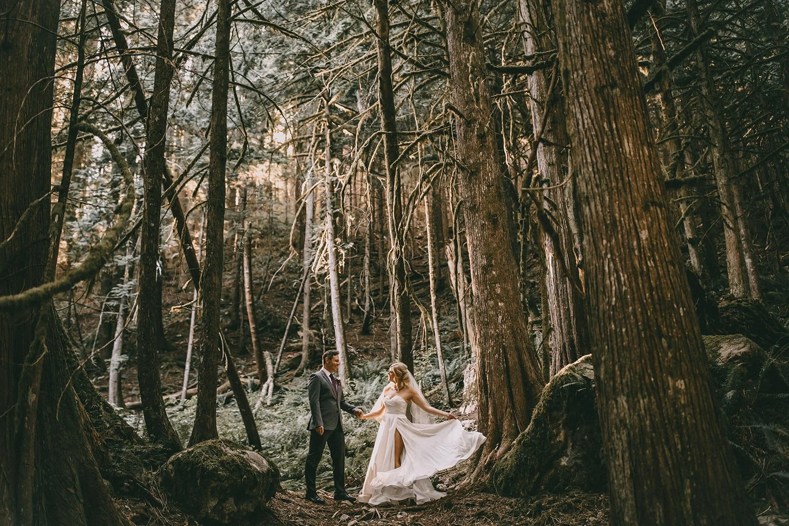 elopement-in-north-vancouver12.jpg