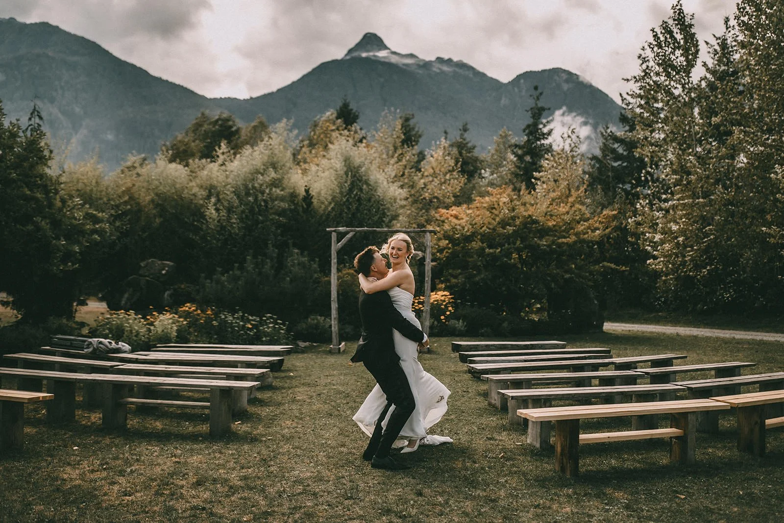 cheekeye-ranch-wedding15.jpg