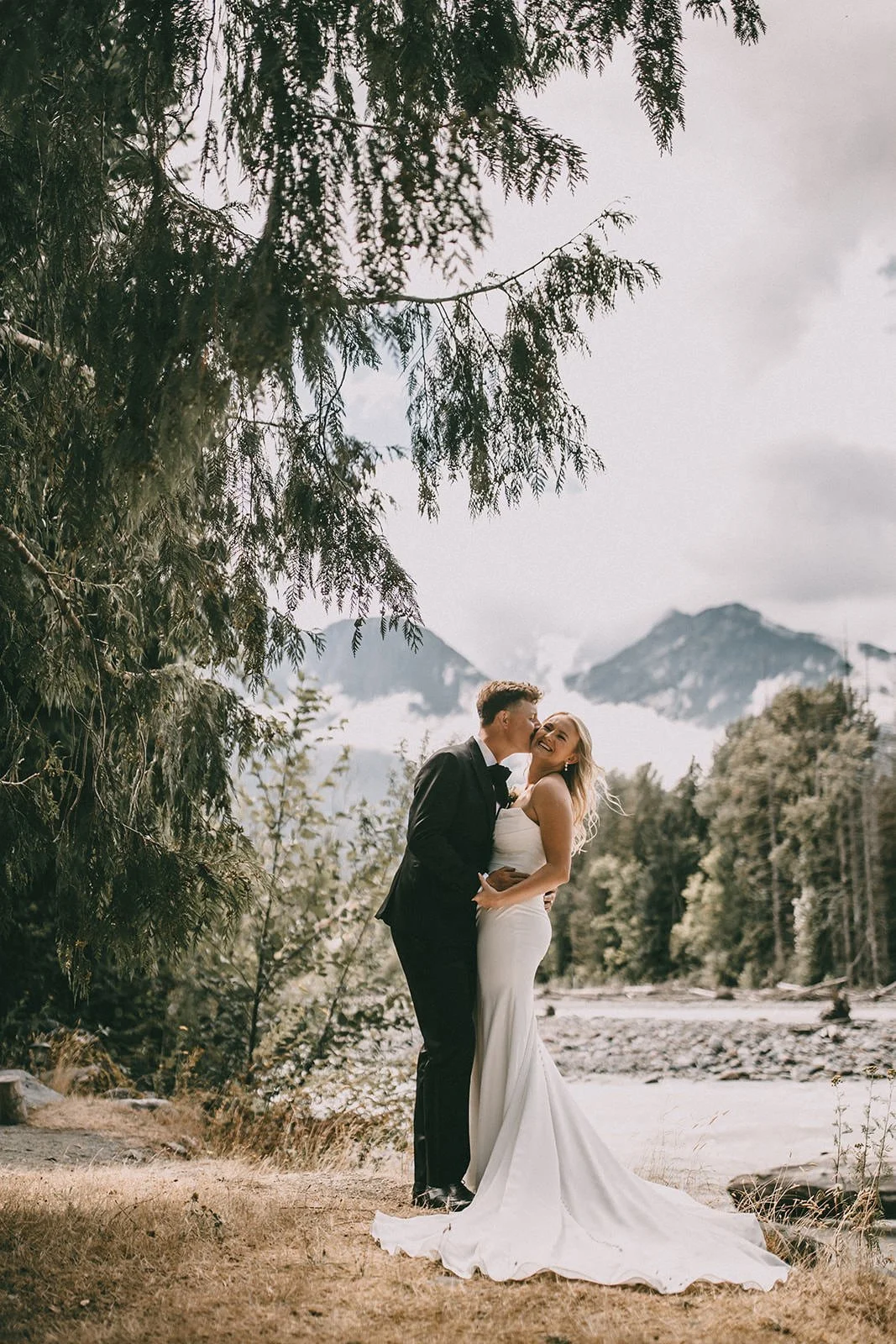cheekeye-ranch-wedding22.jpg