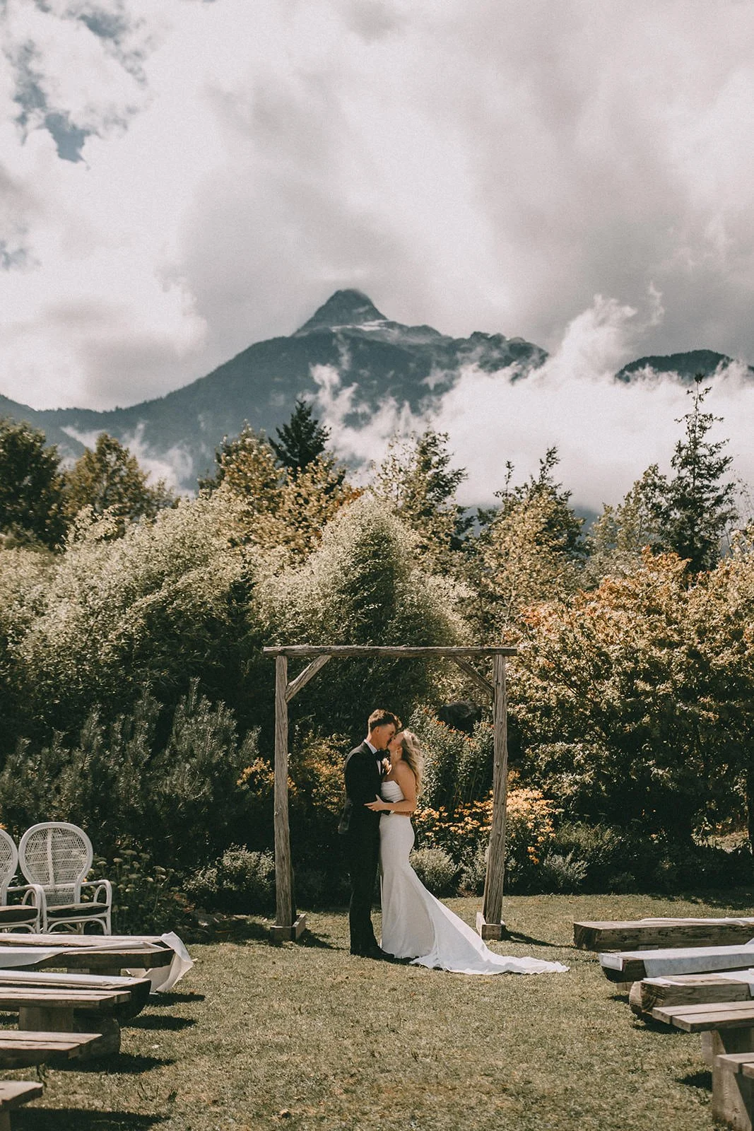 cheekeye-ranch-wedding26.jpg