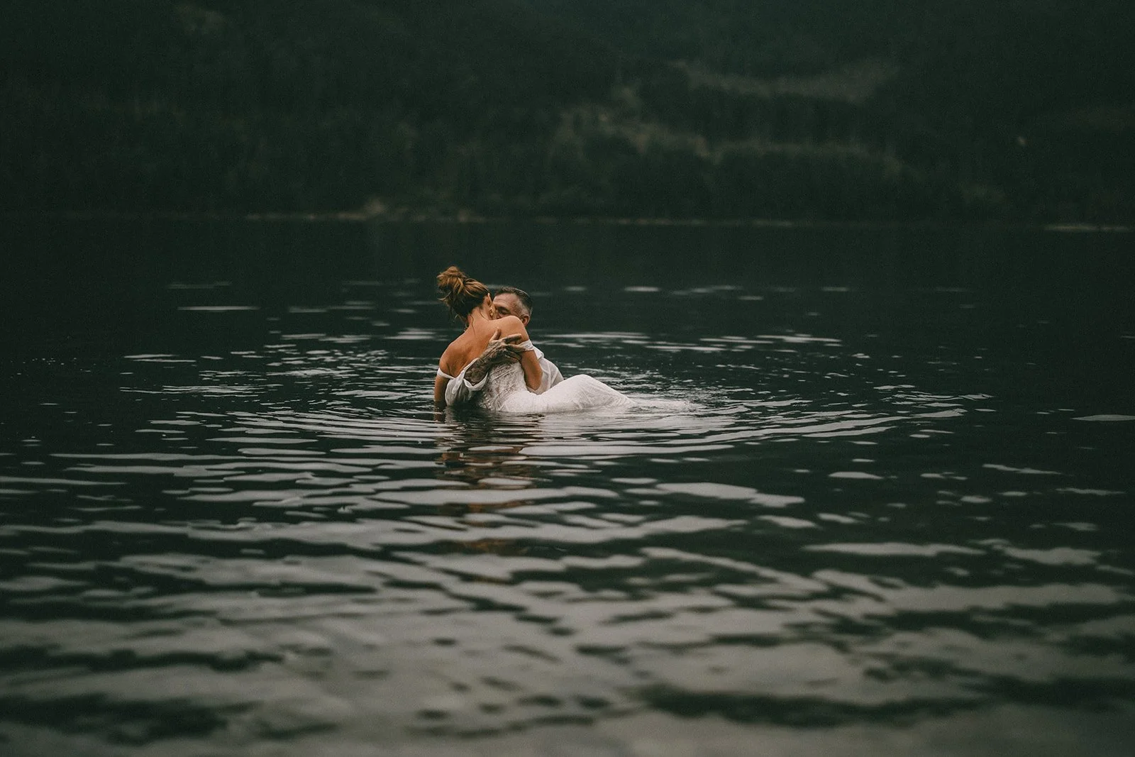 wedding photos at jones lake