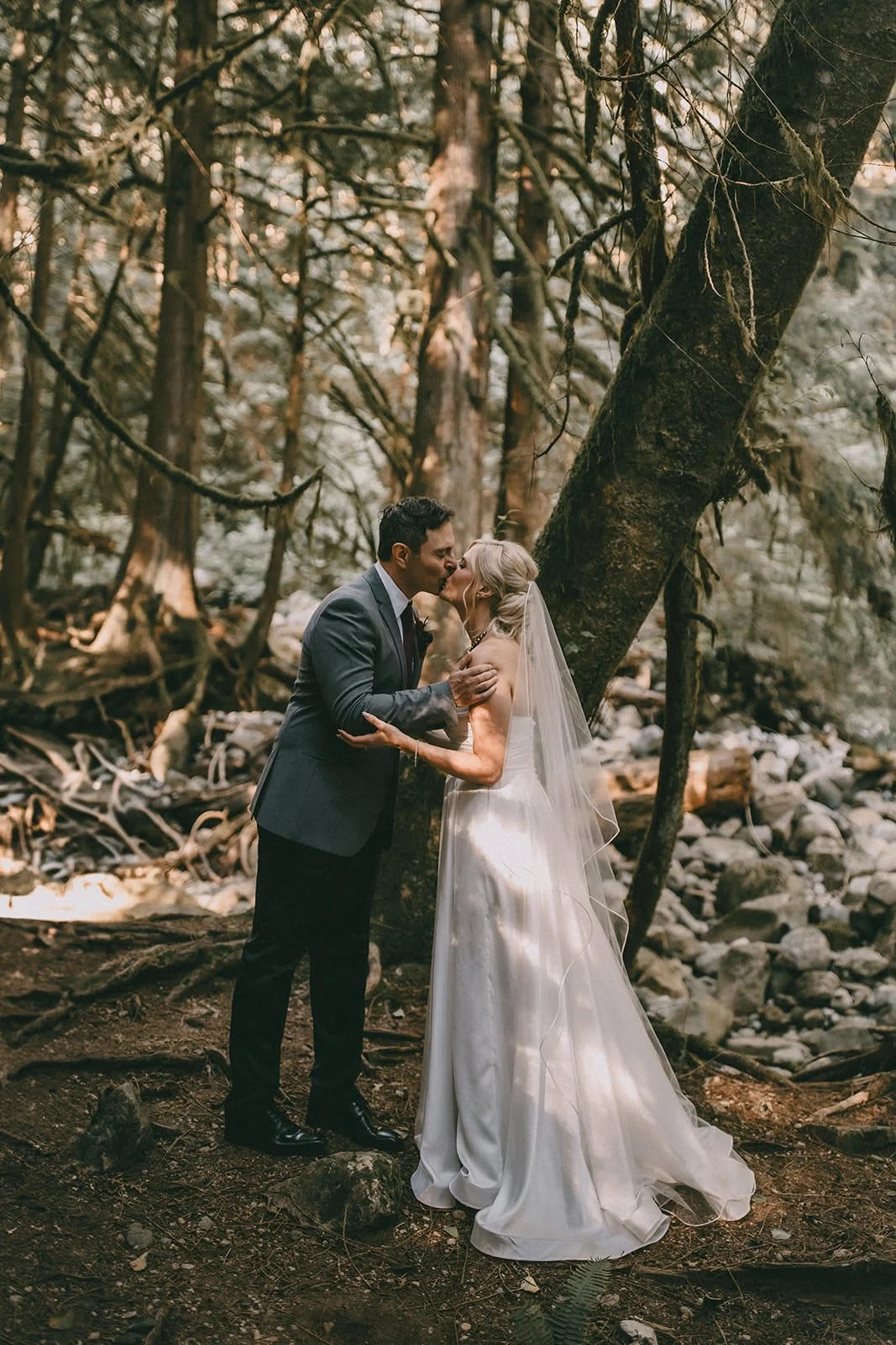 north vancouver elopement photographer